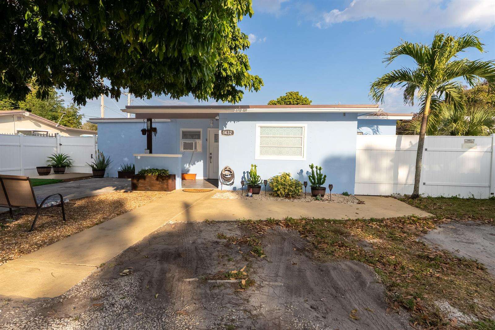 1432 26th, Fort Lauderdale, FL 33312 - For Sale photo 3