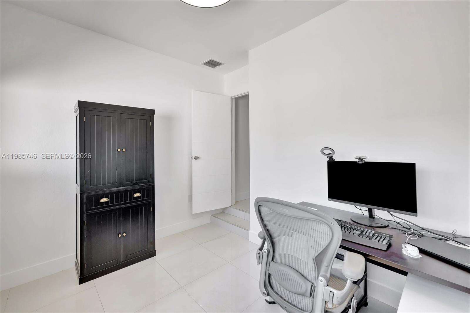 2506 30th St, Fort Lauderdale, FL 33306 | Picture 29