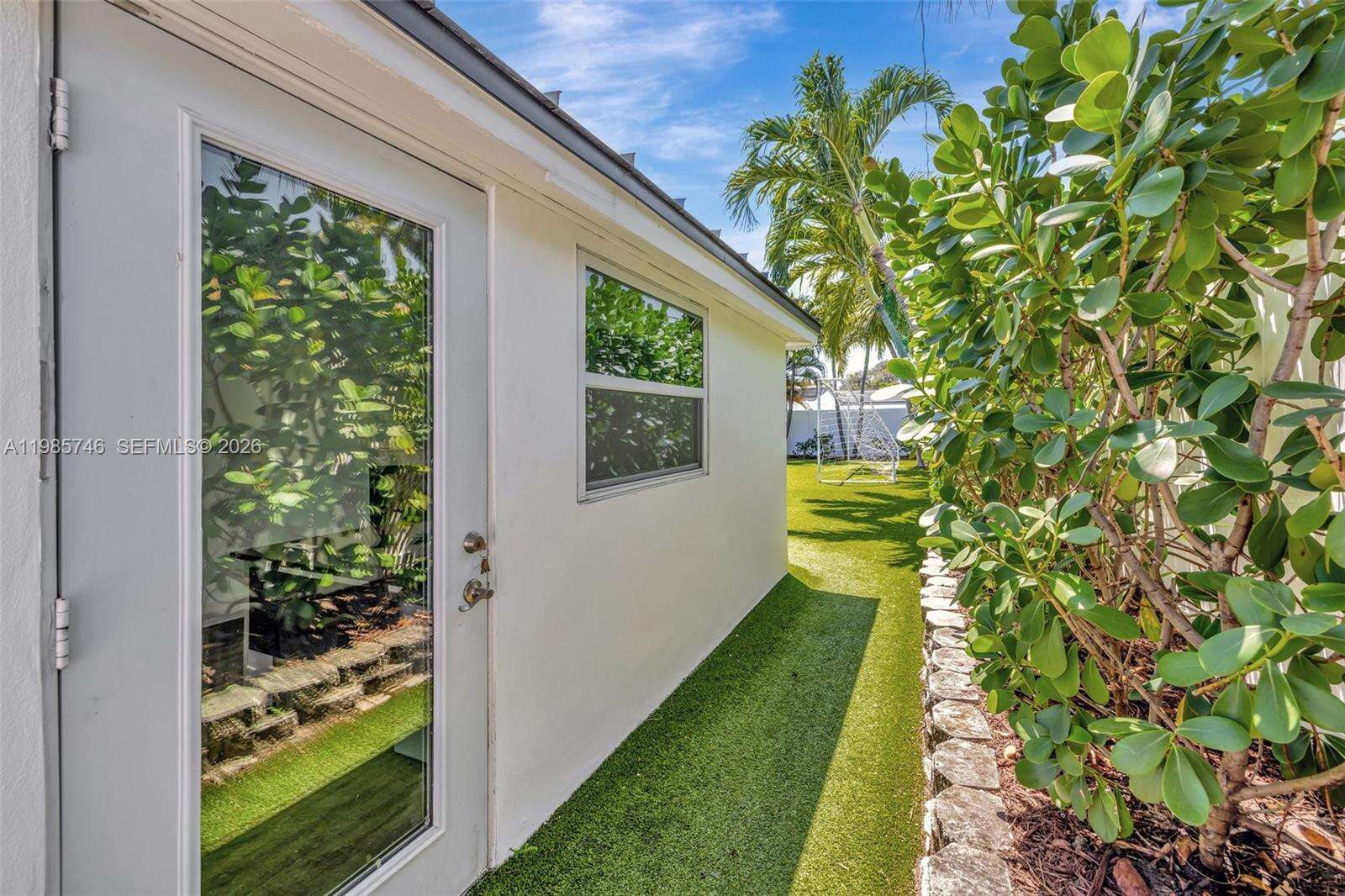 2506 30th St, Fort Lauderdale, FL 33306 | Picture 31