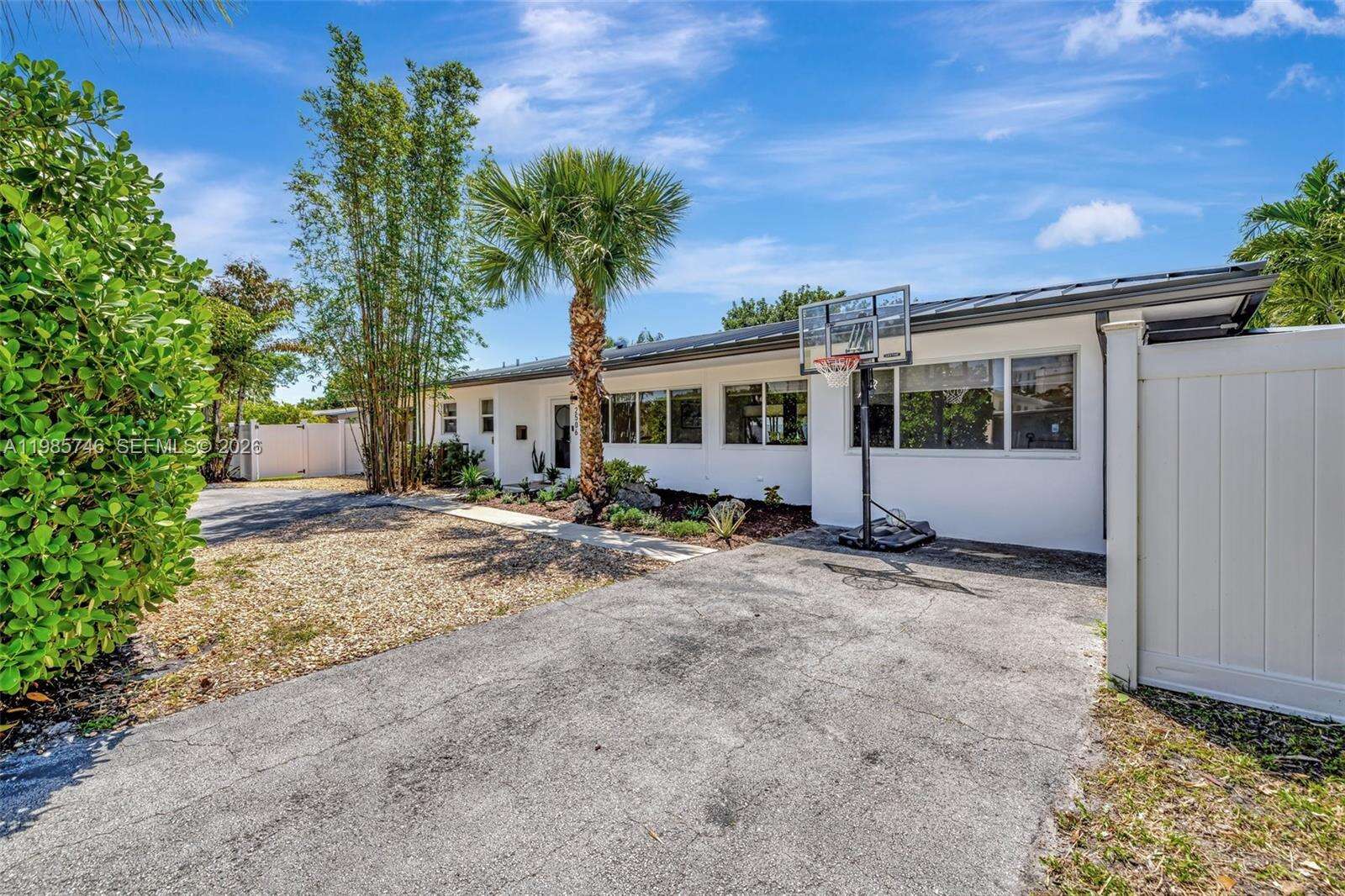 2506 30th St, Fort Lauderdale, FL 33306 | Picture 55