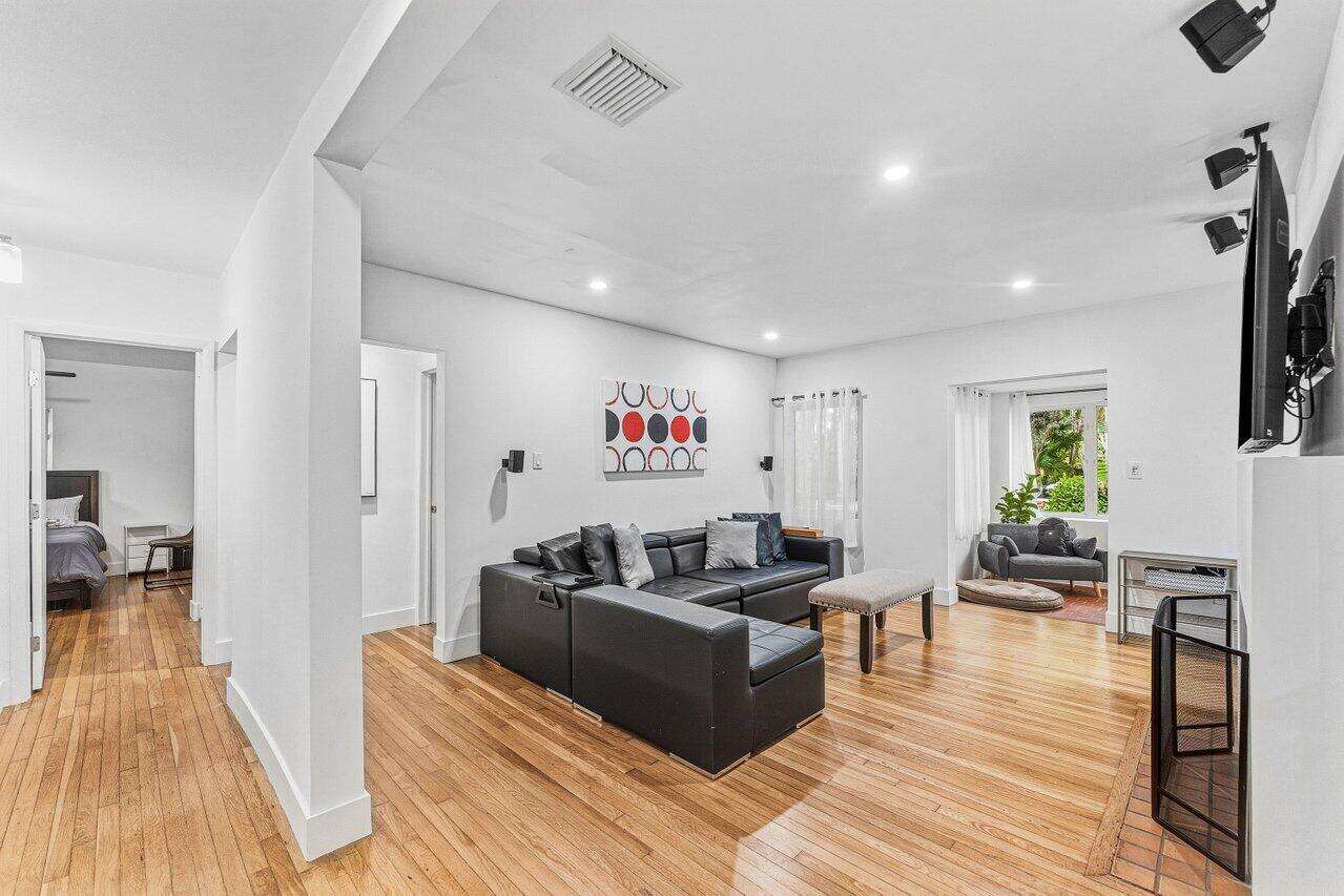1617 Adams, Hollywood, FL 33020 - For Sale photo 11