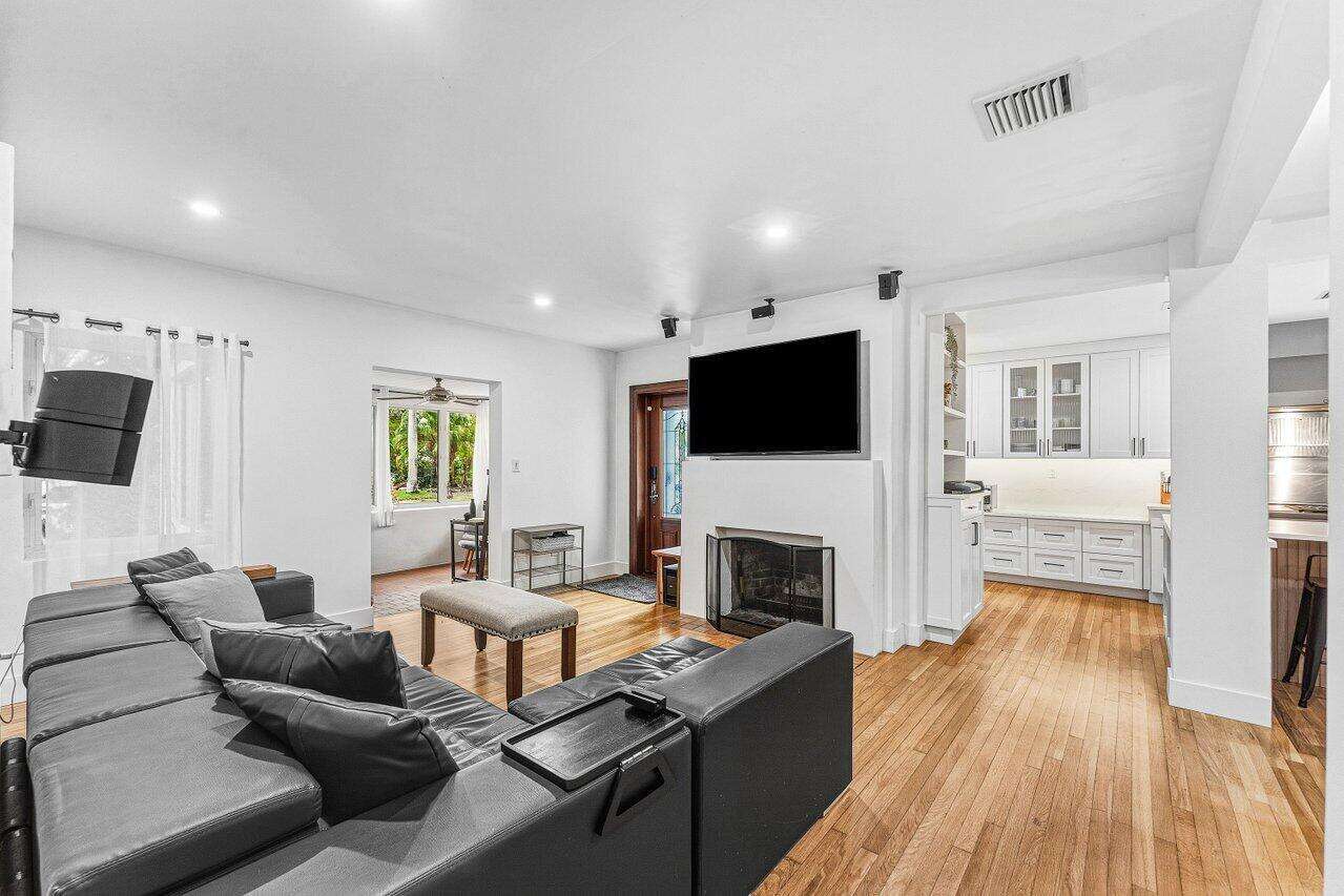 1617 Adams, Hollywood, FL 33020 - For Sale photo 12