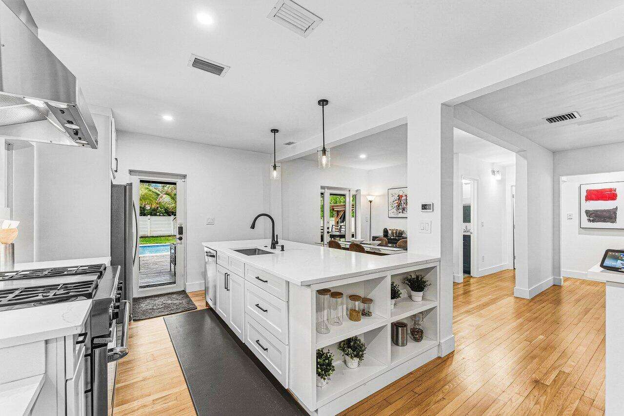 1617 Adams, Hollywood, FL 33020 - For Sale photo 7