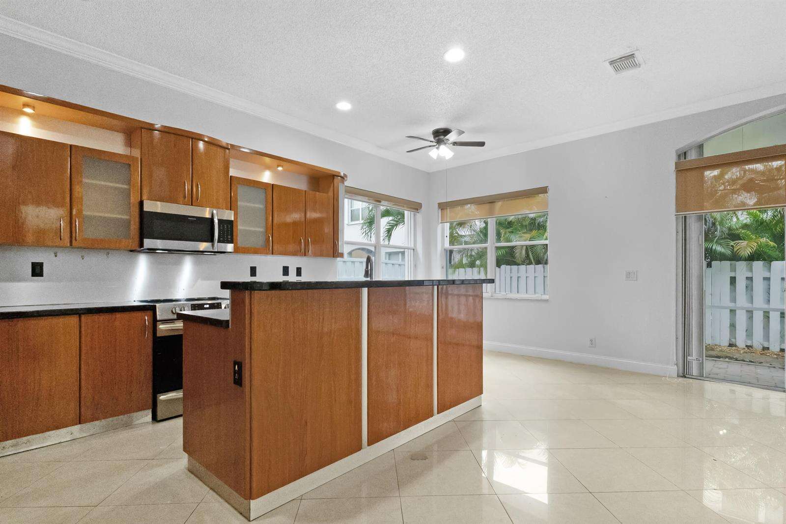 3768 50th, Hollywood, FL 33312 - For Sale photo 6
