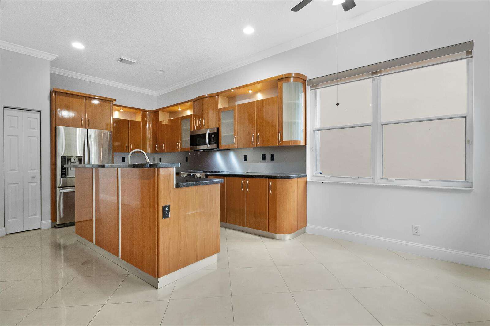 3768 50th, Hollywood, FL 33312 - For Sale photo 8