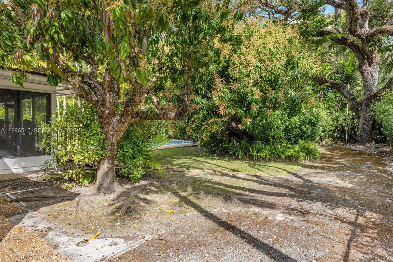 731 San Juan Dr, Coral Gables, FL 33143 - For Sale photo 12