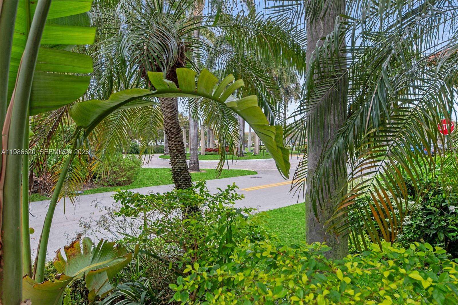 1104 Redwood St, Hollywood, FL 33019 | Picture 4