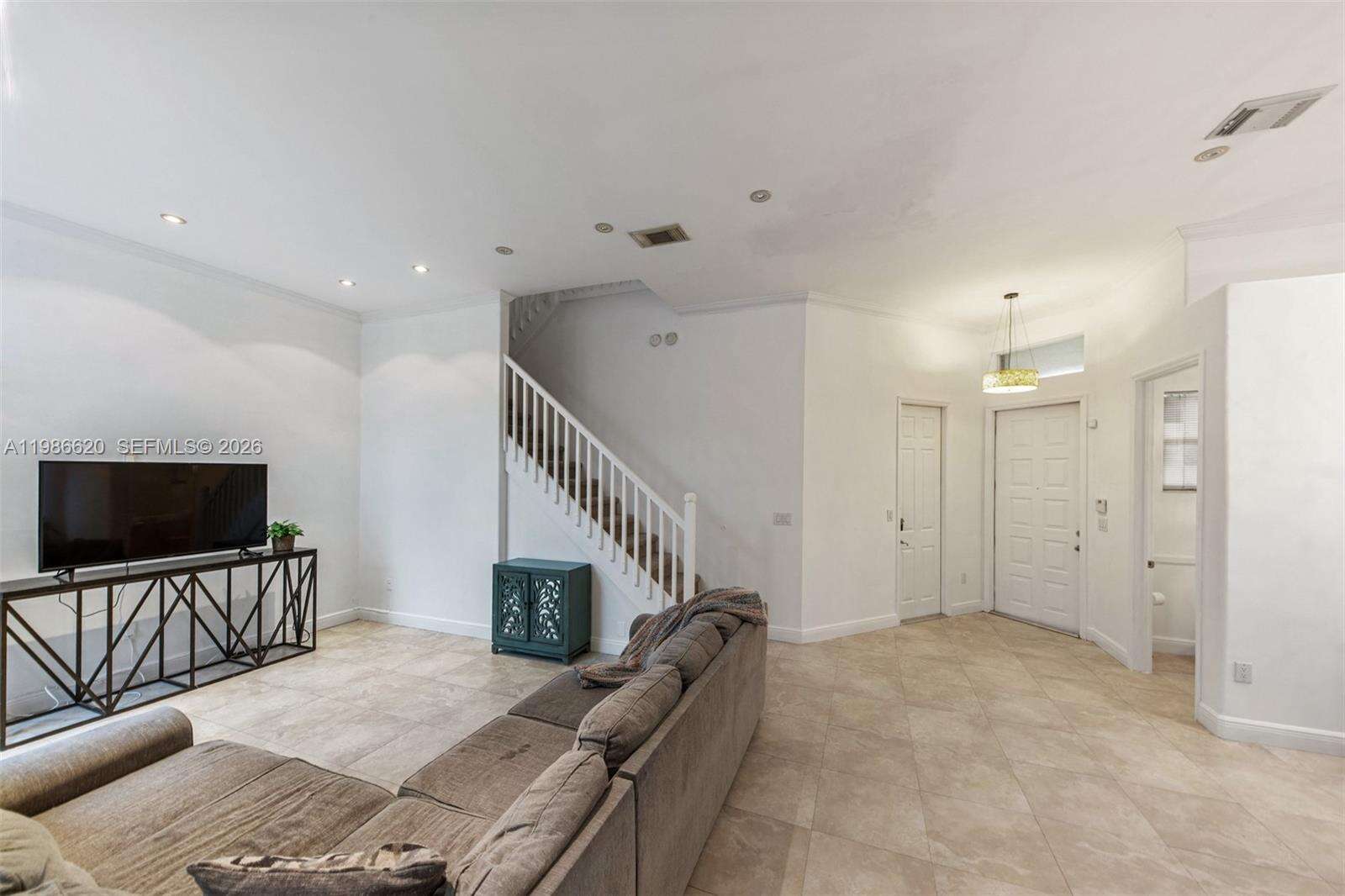 1104 Redwood St, Hollywood, FL 33019 | Picture 6