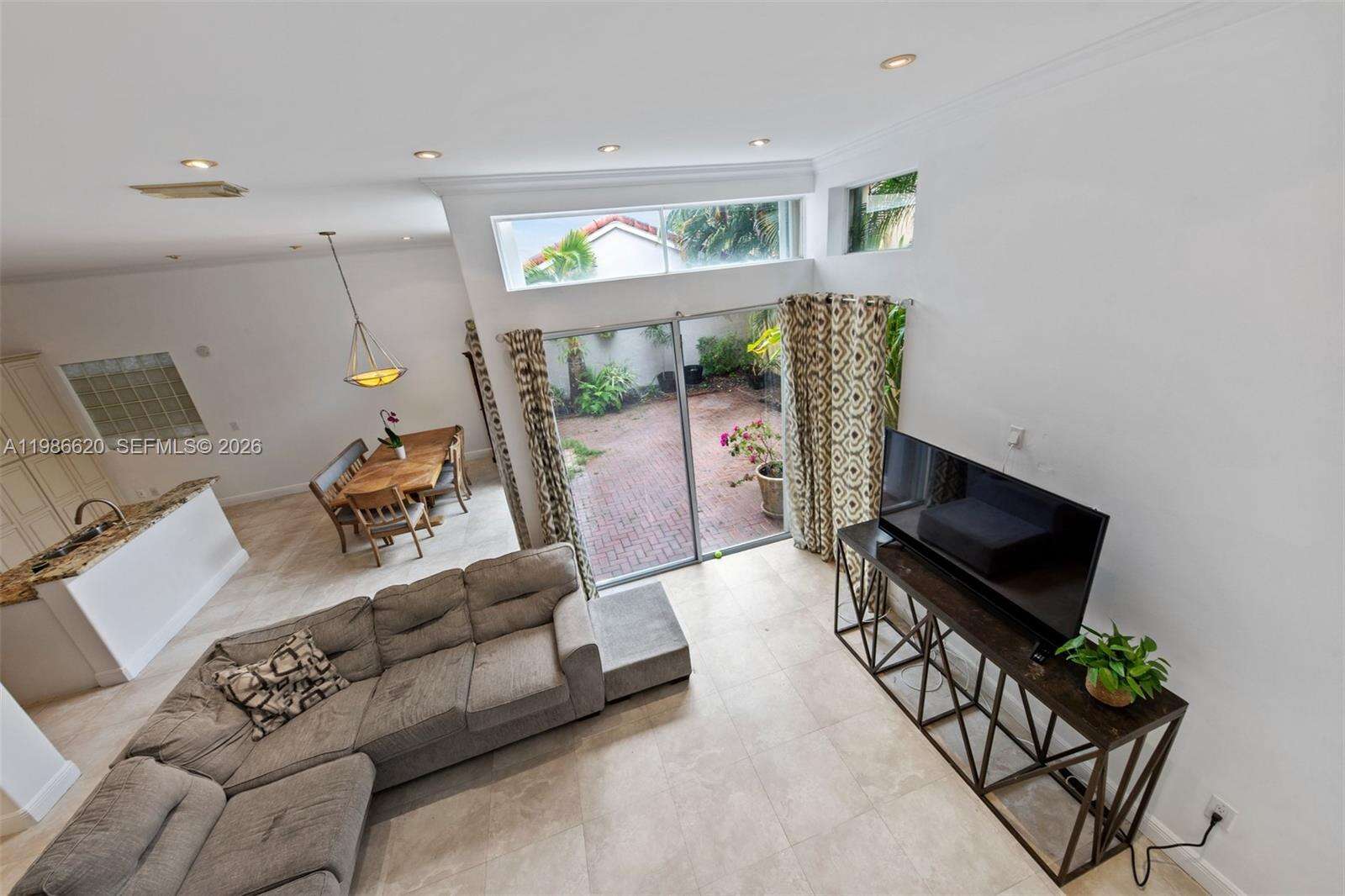 1104 Redwood St, Hollywood, FL 33019 | Picture 7