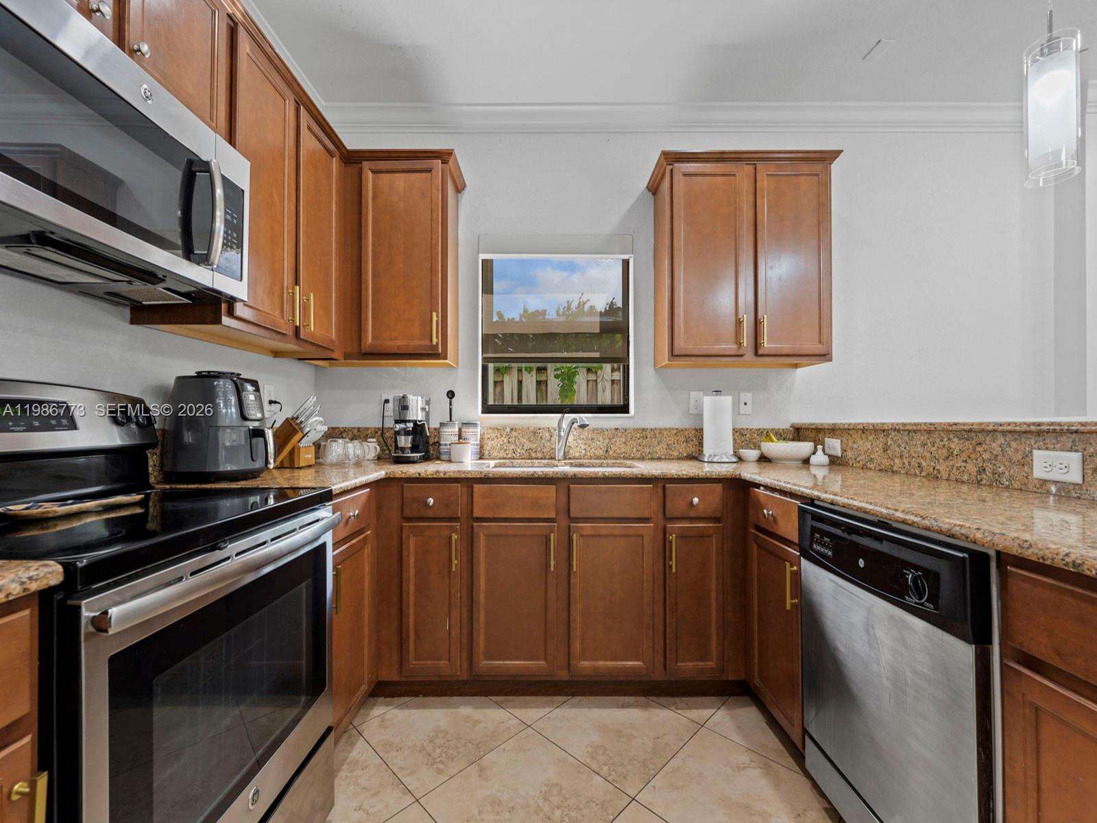 15404 175th St, Miami, FL 33187 | Picture 11