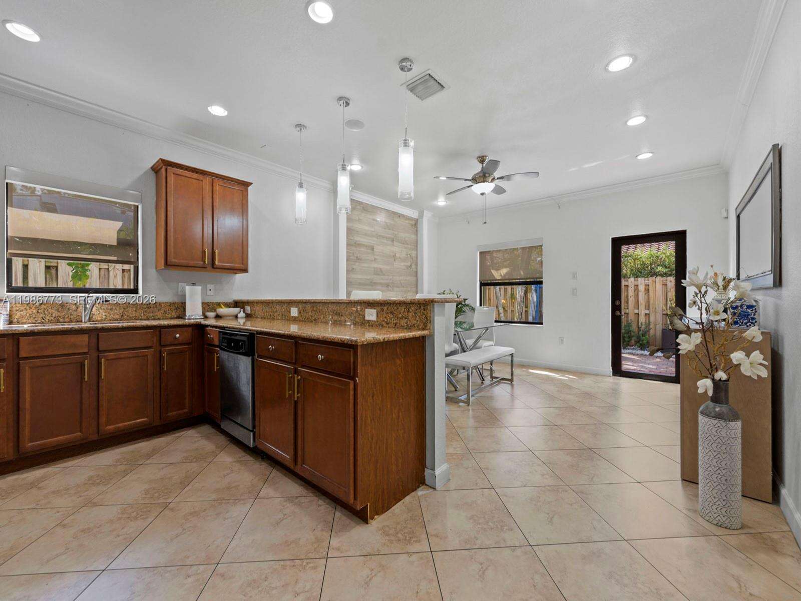 15404 175th St, Miami, FL 33187 | Picture 9