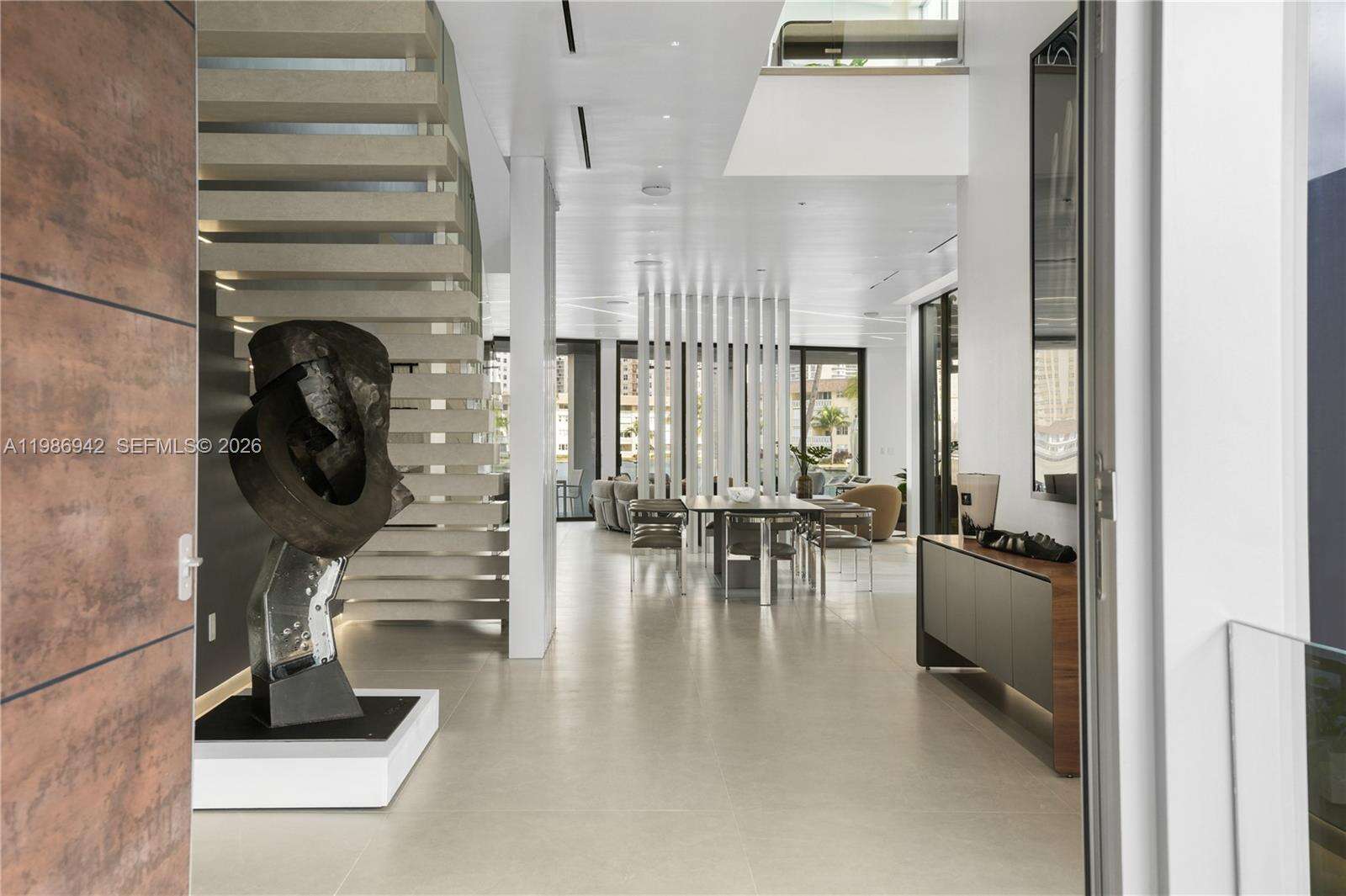 501 Palm Dr, Hallandale Beach, FL 33009 | Picture 11