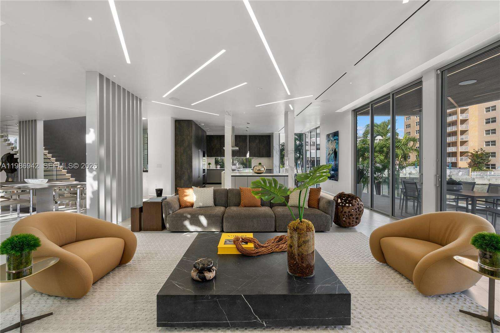 501 Palm Dr, Hallandale Beach, FL 33009 | Picture 15