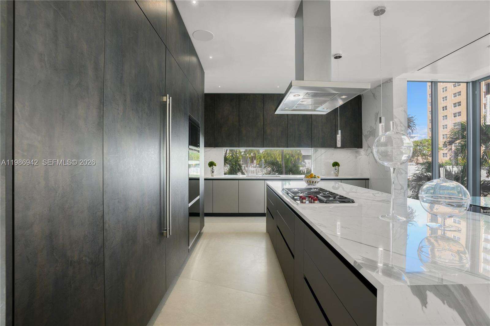 501 Palm Dr, Hallandale Beach, FL 33009 | Picture 19