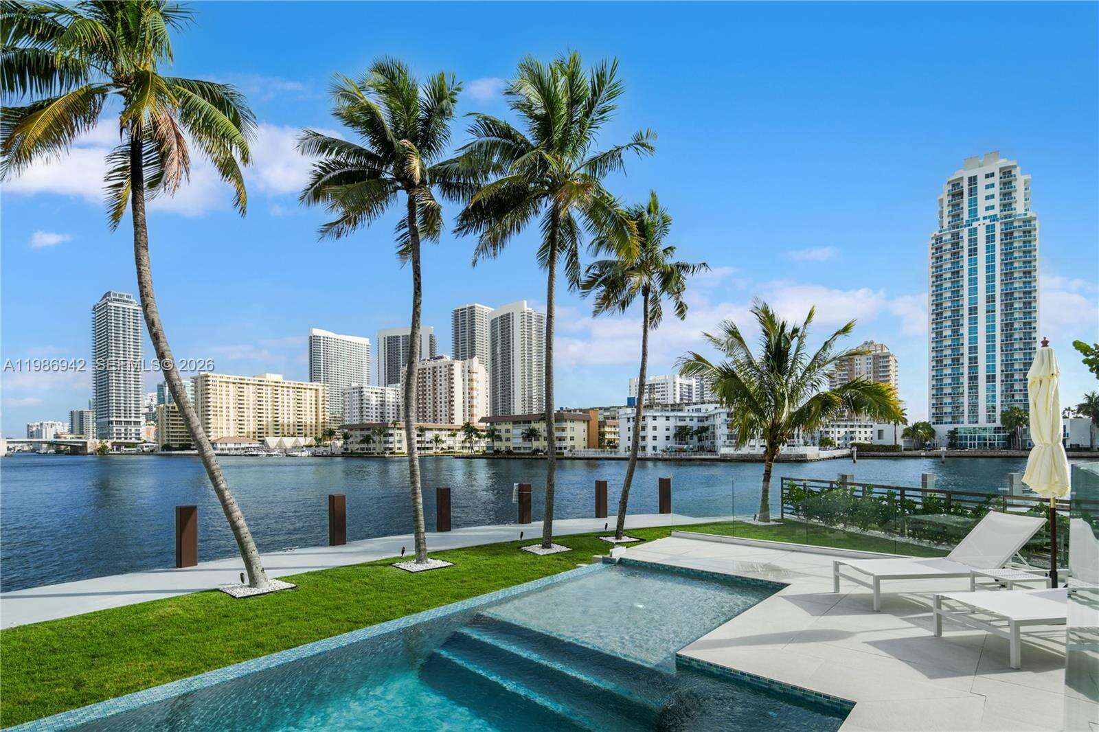 501 Palm Dr, Hallandale Beach, FL 33009 | Picture 3