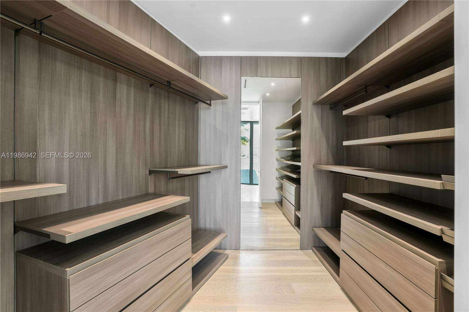 501 Palm Dr, Hallandale Beach, FL 33009 | Picture 38