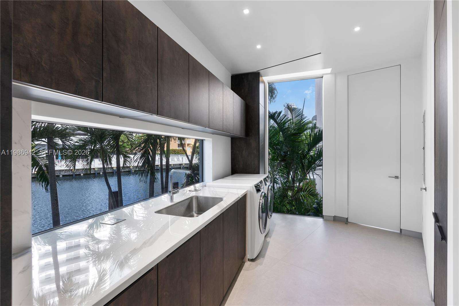 501 Palm Dr, Hallandale Beach, FL 33009 | Picture 42