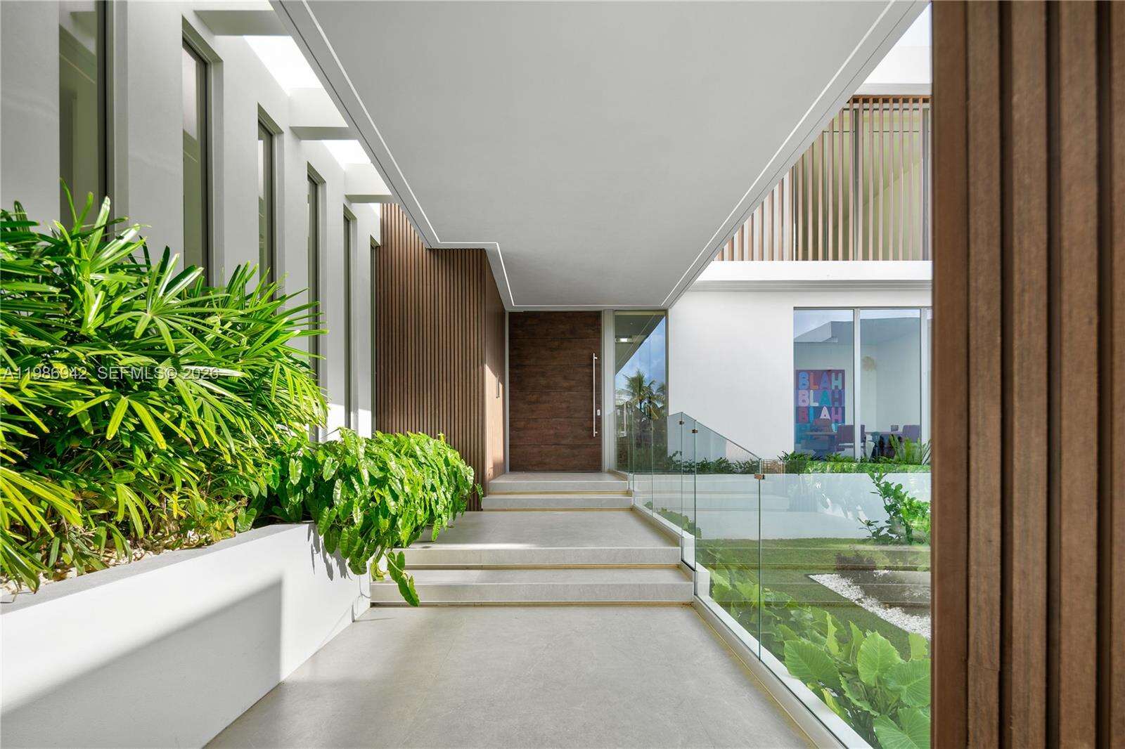 501 Palm Dr, Hallandale Beach, FL 33009 | Picture 8