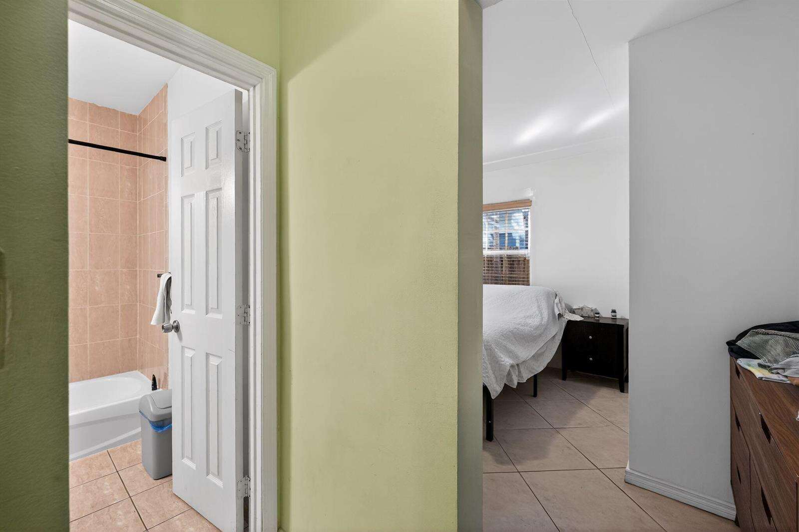 2131 Biarritz, Miami Beach, FL 33141 - For Sale photo 22