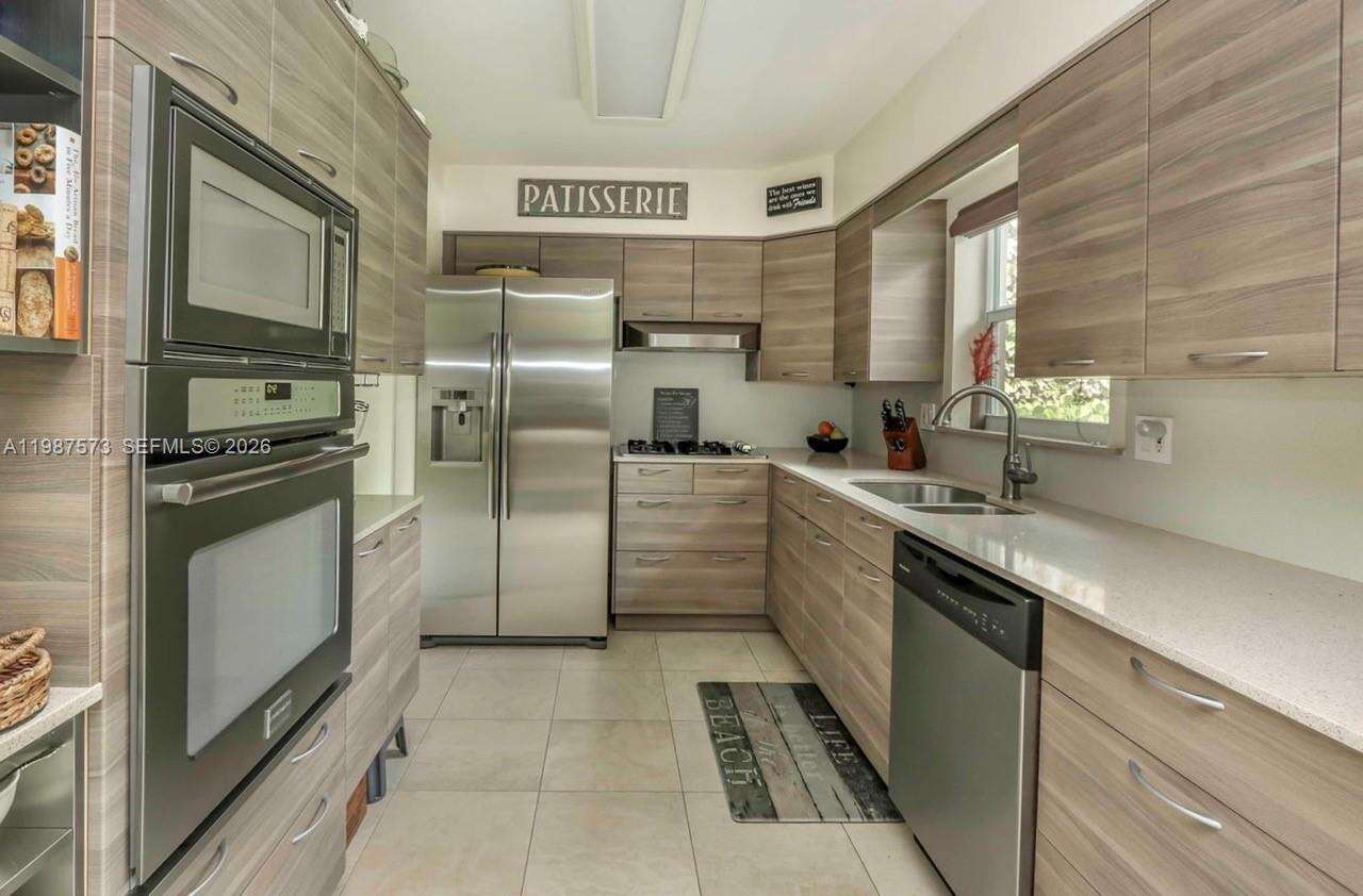 1411 Harding St, Hollywood, FL 33020 | Picture 29