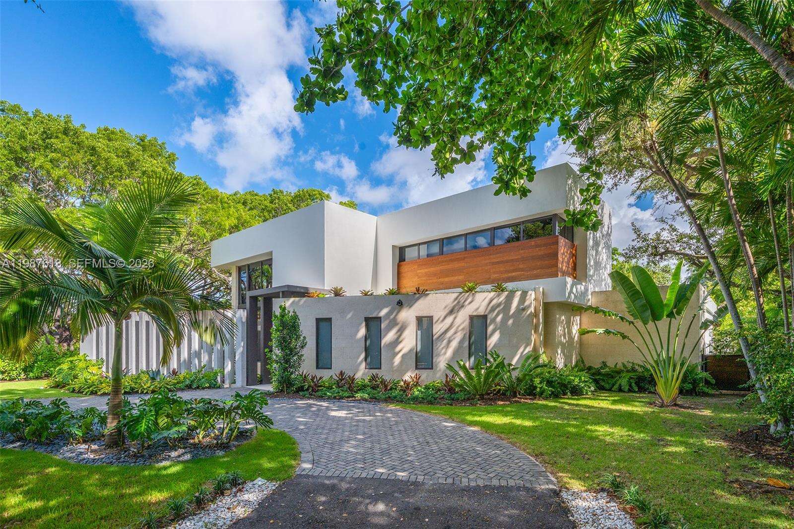 4041 Le Jeune Rd, Miami, FL 33146 - For Sale photo 2