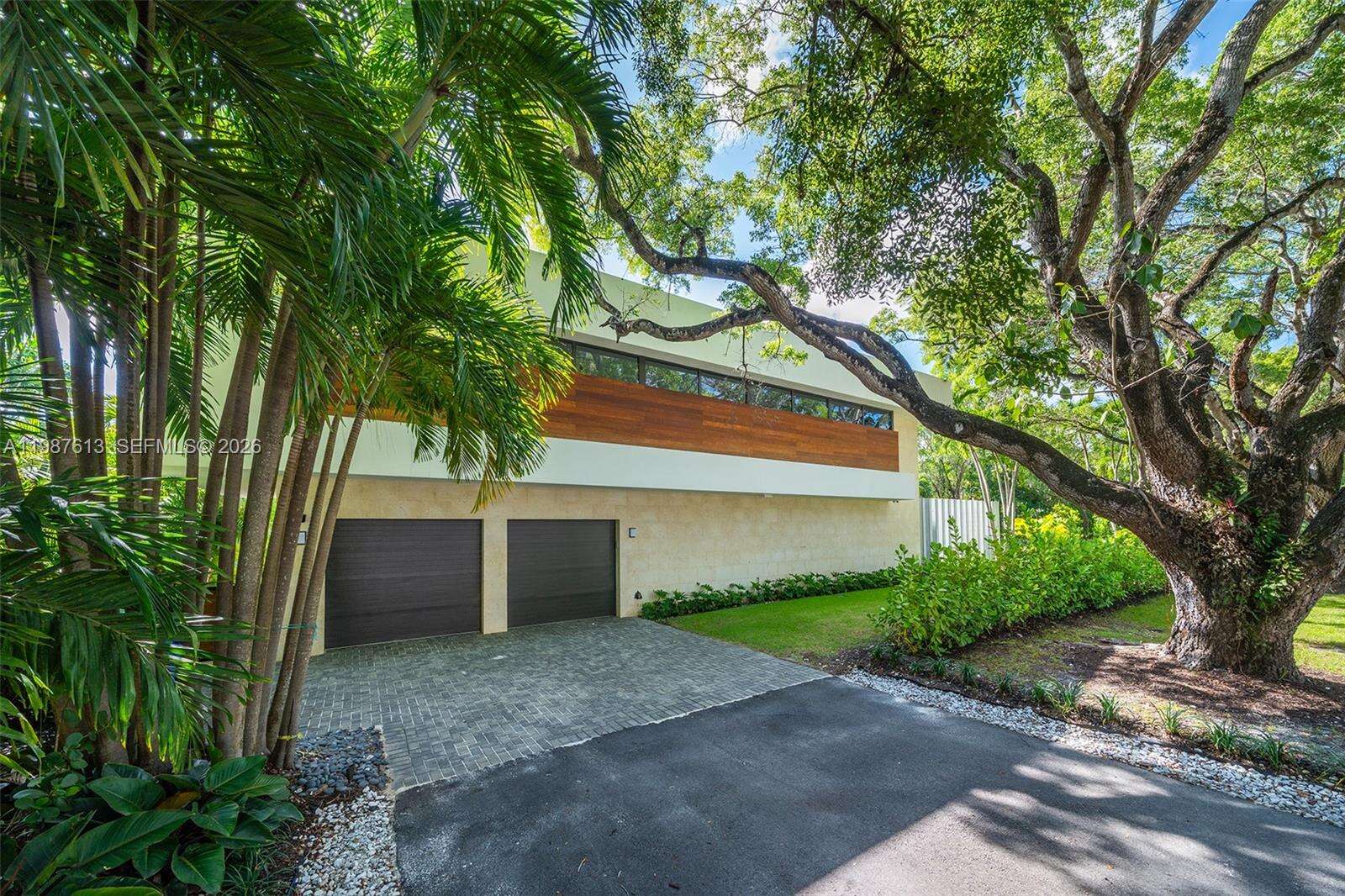 4041 Le Jeune Rd, Miami, FL 33146 - For Sale photo 4