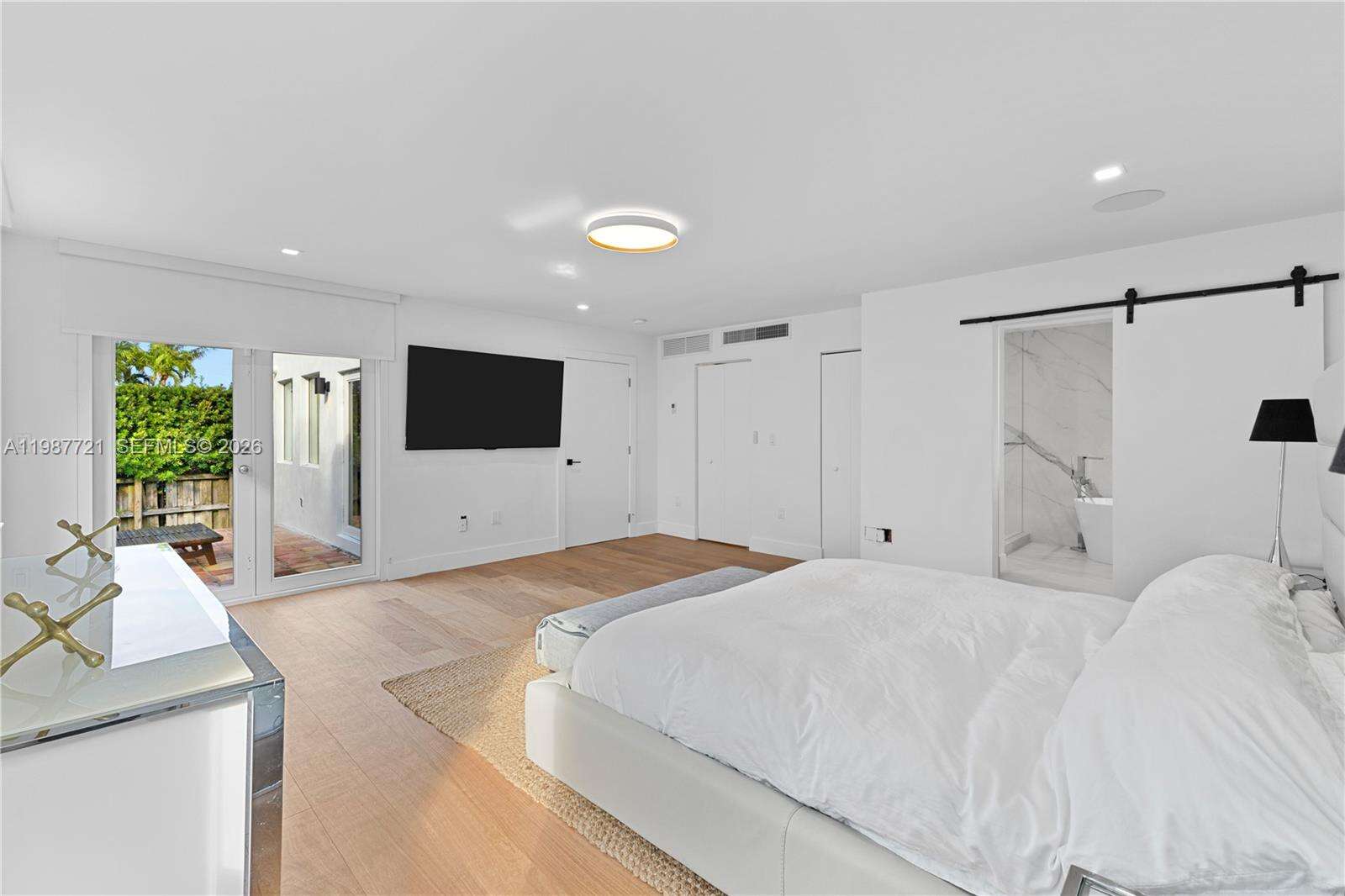 8926 Emerson Ave, Surfside, FL 33154 | Picture 20