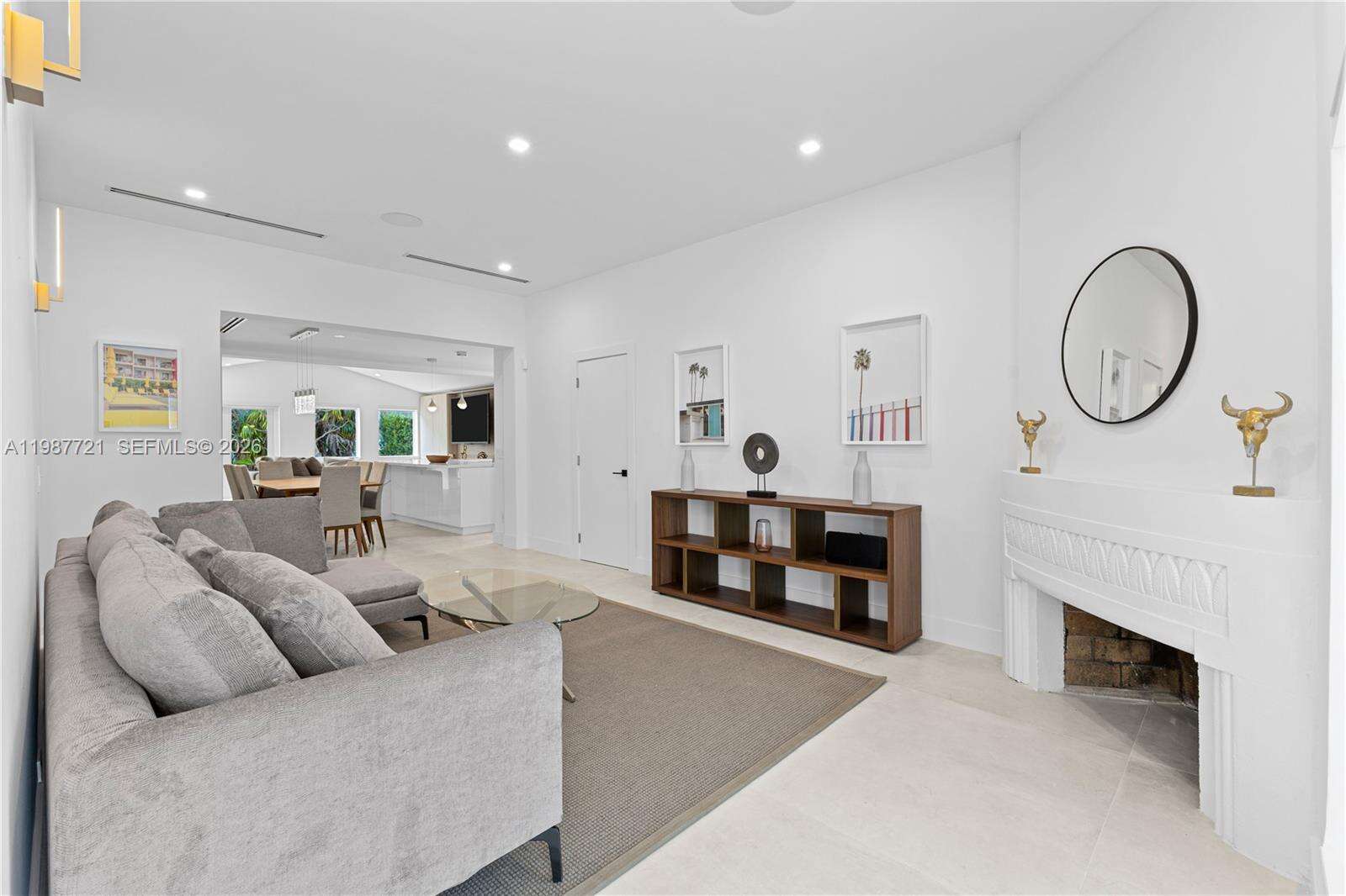 8926 Emerson Ave, Surfside, FL 33154 | Picture 3