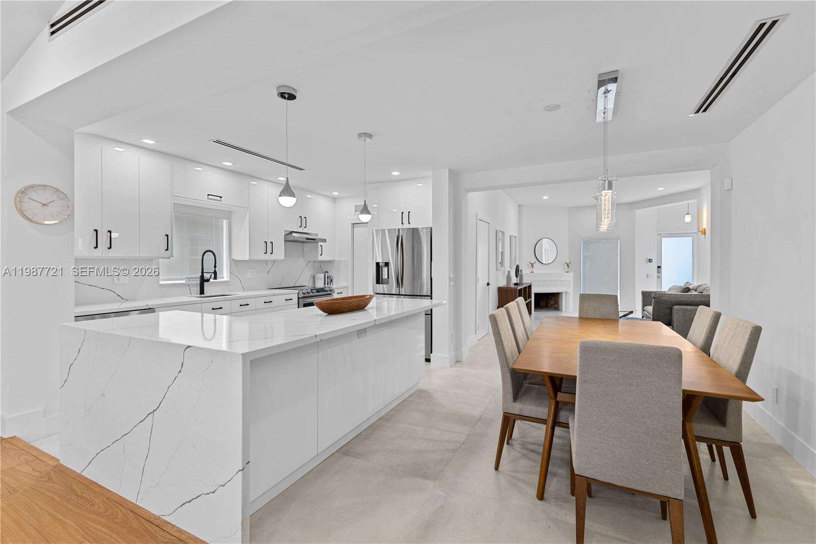 8926 Emerson Ave, Surfside, FL 33154 | Picture 9