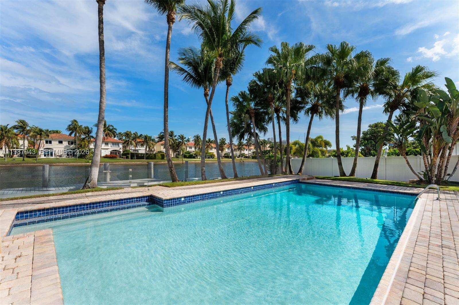 1525 Diplomat Pkwy, Hollywood, FL 33019 | Picture 2