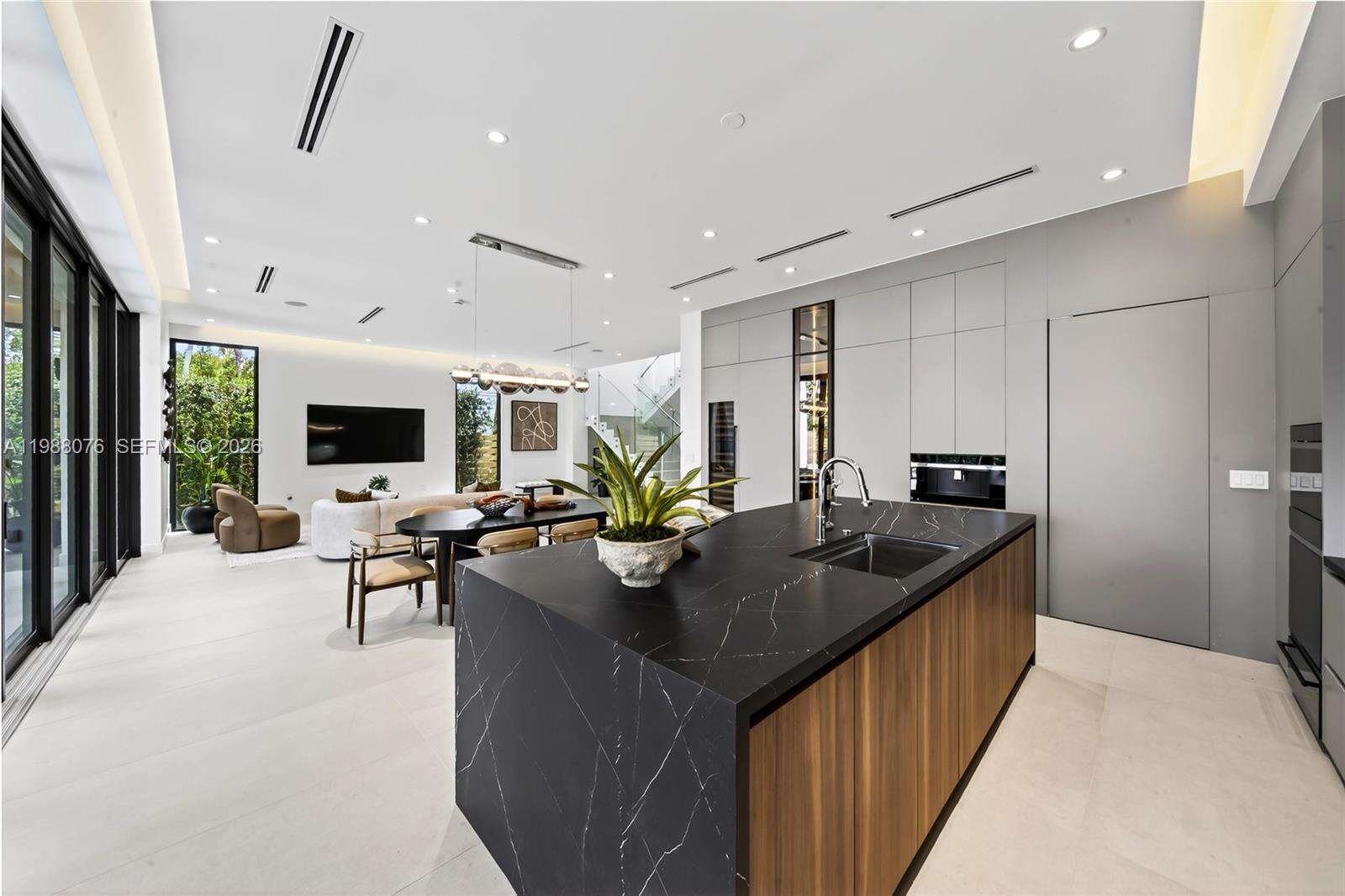 609 24th Rd, Miami, FL 33129 | Picture 9