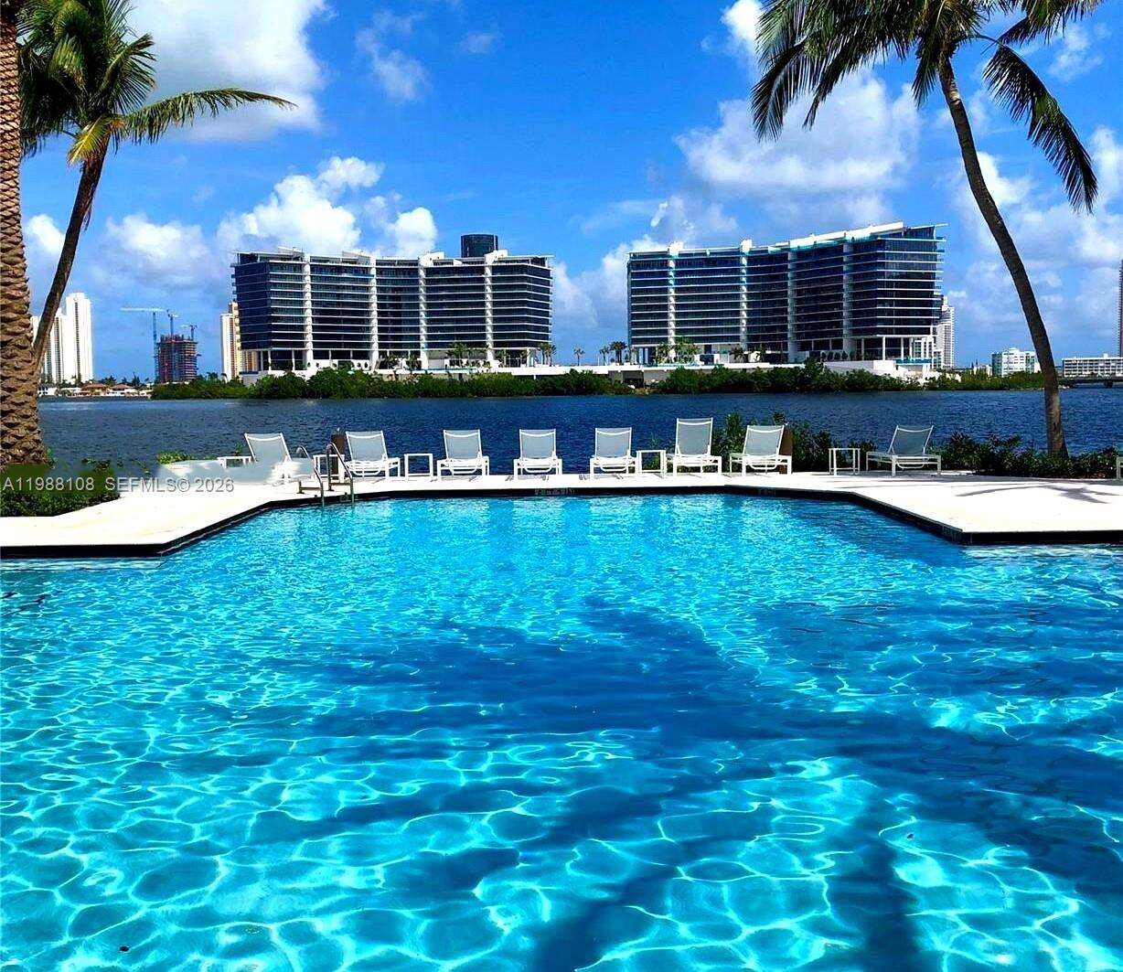 3255 184th St, Aventura, FL 33160 | Picture 1