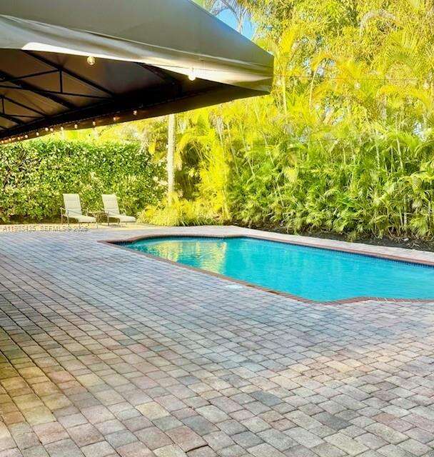 18163 149th Pl, Miami, FL 33187 | Picture 43