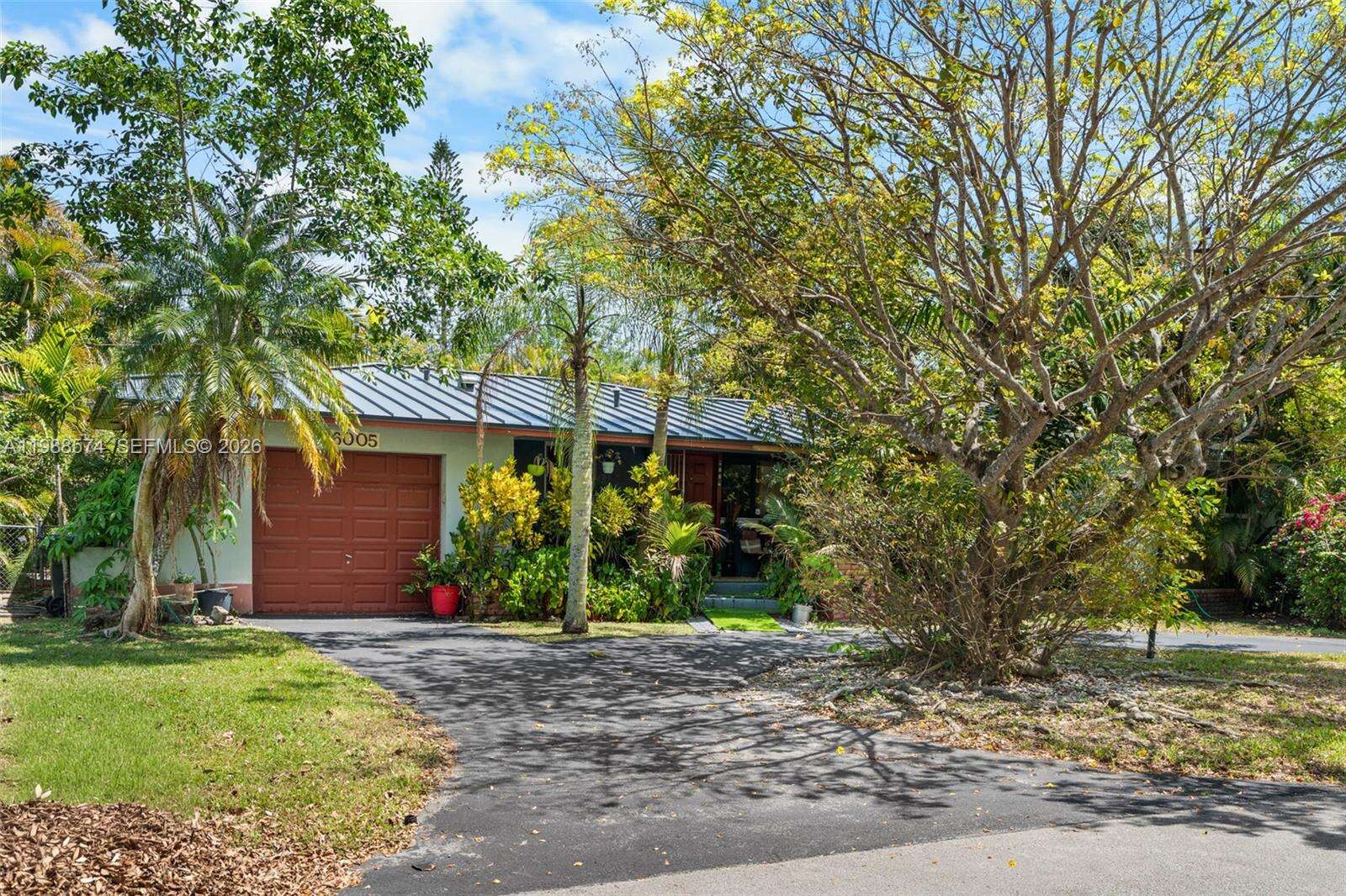 6005 64th Pl, South Miami, FL 33143 | Picture 3