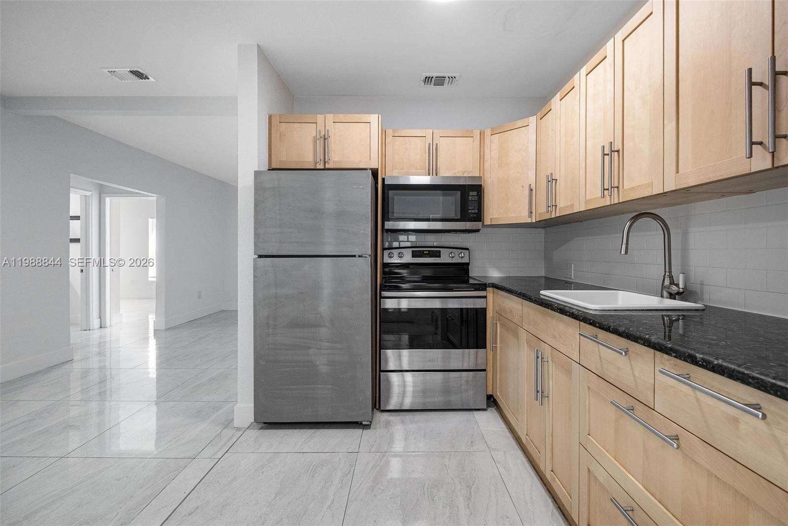 529 42nd St, Miami, FL 33127 | Picture 6