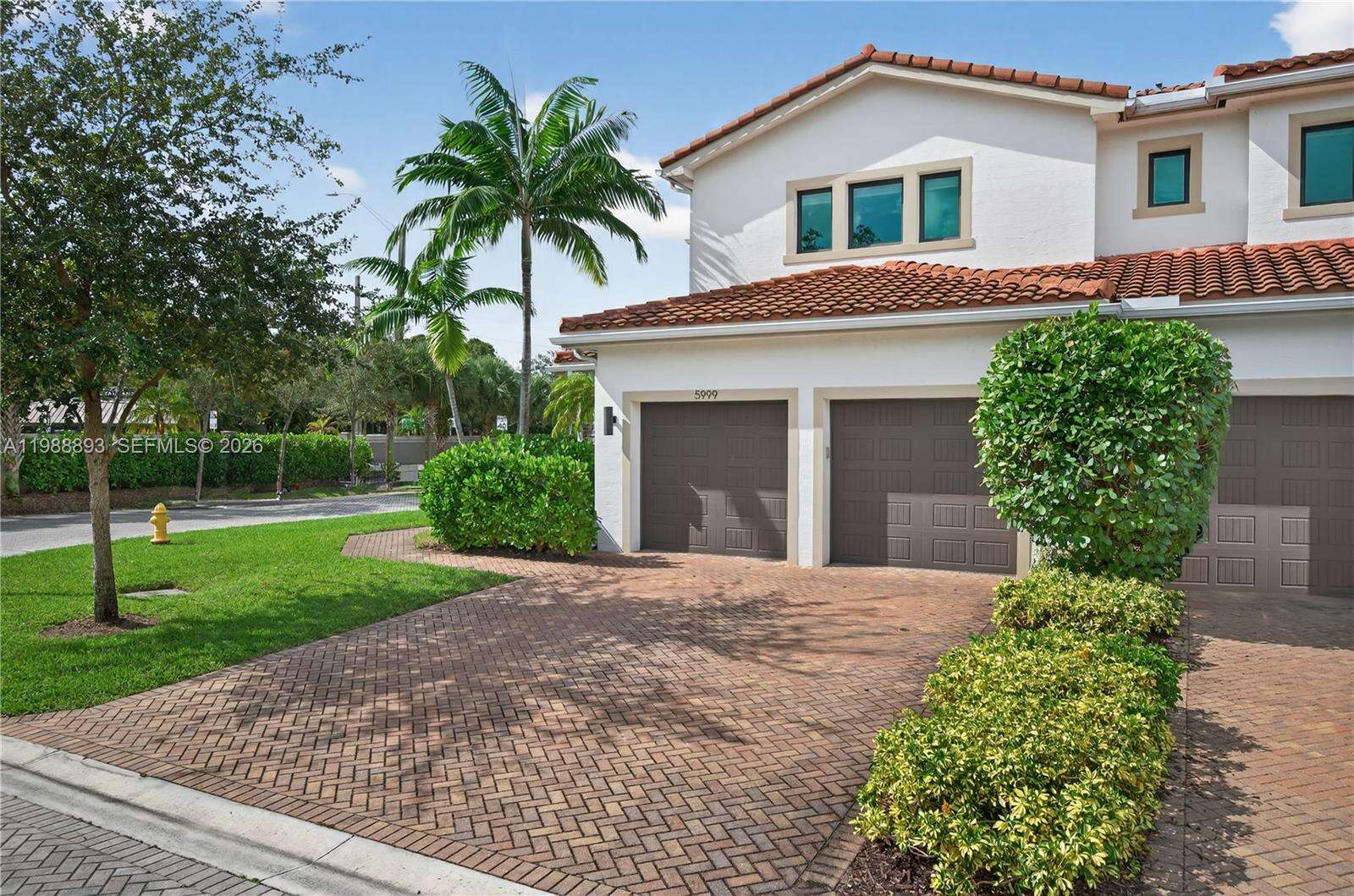 5999 Brookfield Cir E, Hollywood, FL 33312 - For Sale photo 1