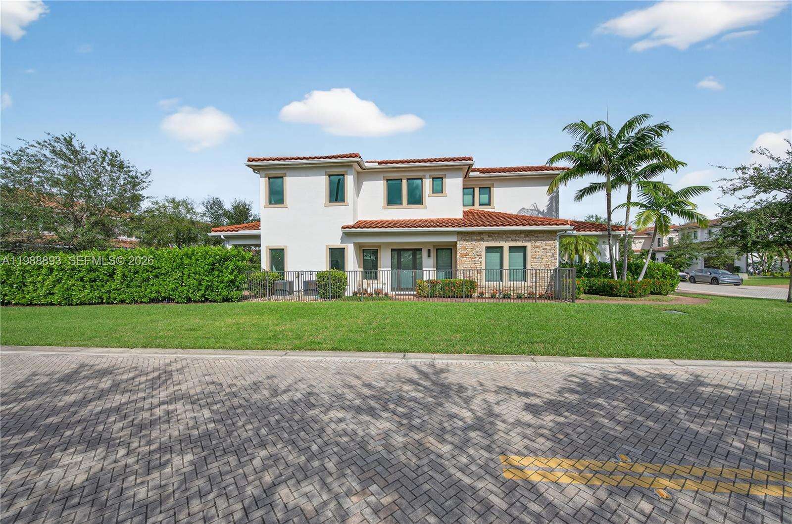 5999 Brookfield Cir E, Hollywood, FL 33312 - For Sale photo 3