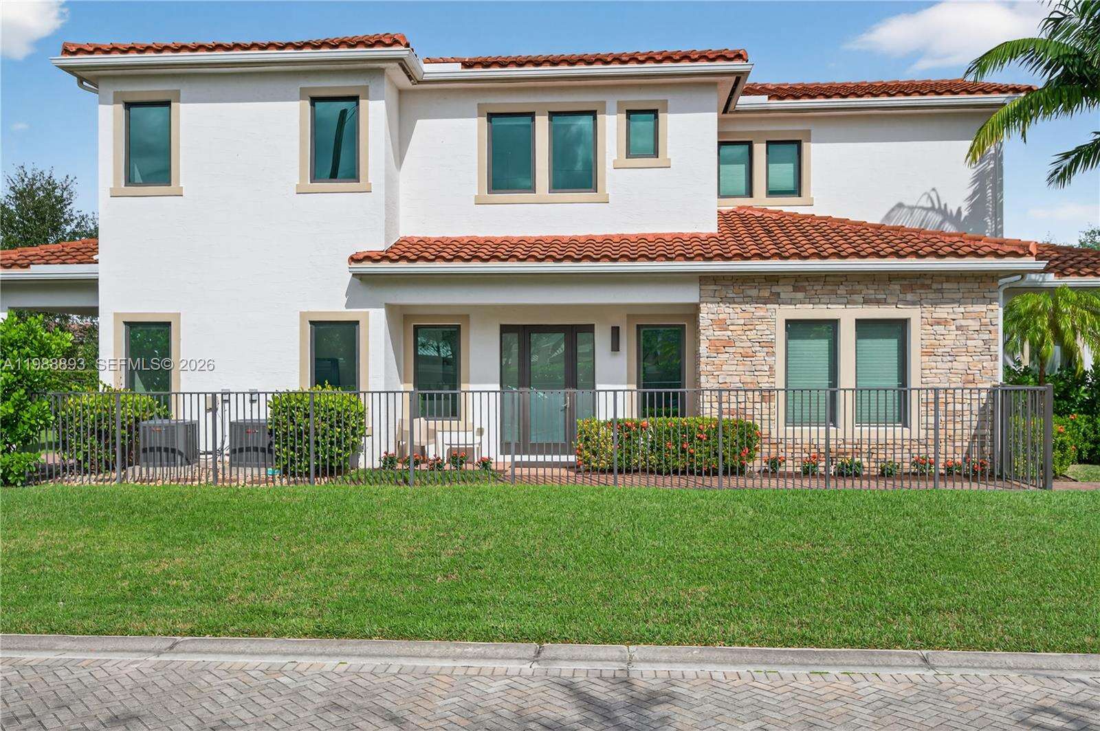 5999 Brookfield Cir E, Hollywood, FL 33312 - For Sale photo 4