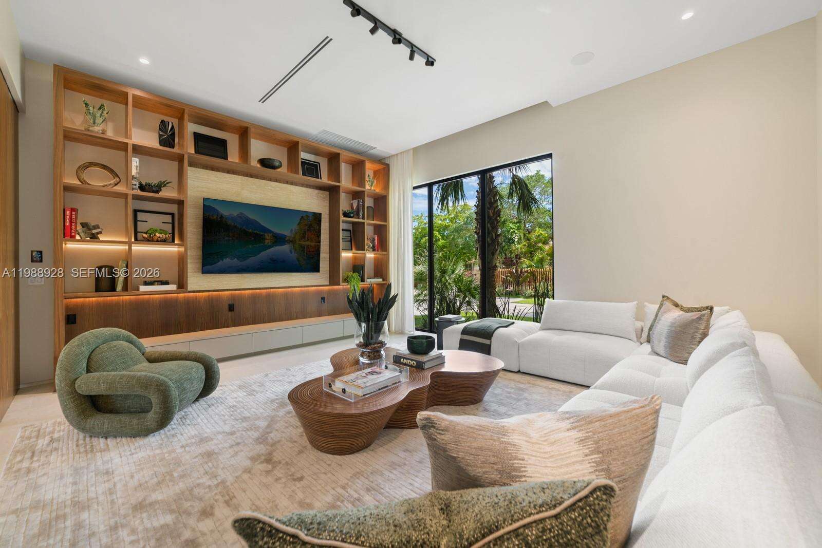 5545 81st Ter, Miami, FL 33143 | Picture 3