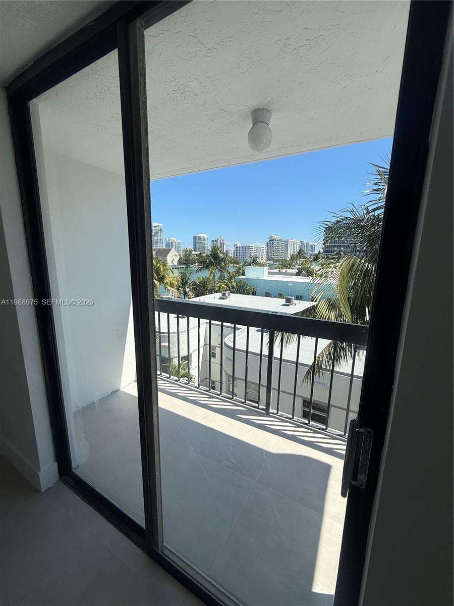 6937 Bay Dr, Miami Beach, FL 33141 | Picture 13