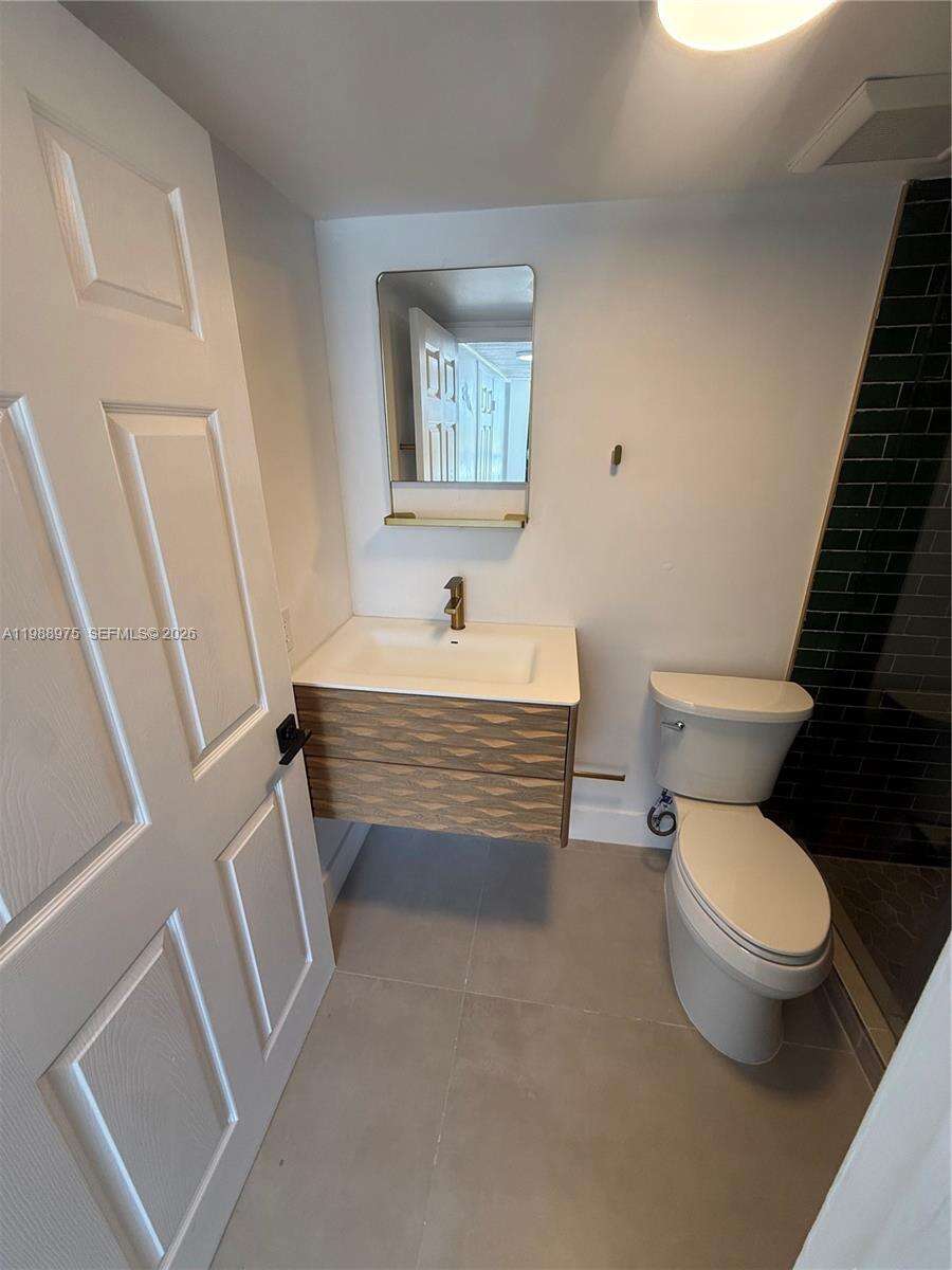 6937 Bay Dr, Miami Beach, FL 33141 | Picture 4