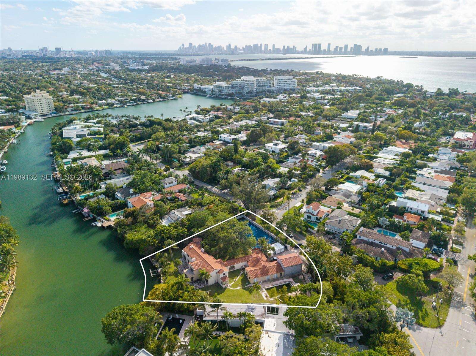 5005 Lakeview Dr, Miami Beach, FL 33140 | Picture 7