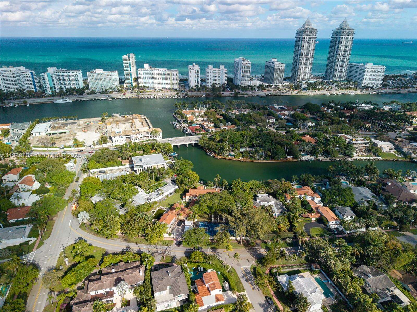 5005 Lakeview Dr, Miami Beach, FL 33140 | Picture 9