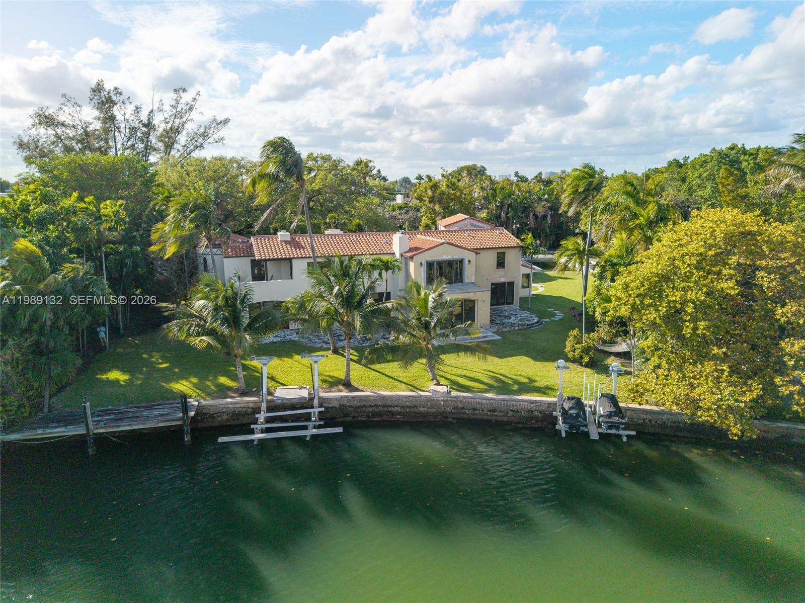 5005 Lakeview Dr, Miami Beach, FL 33140 | Picture 10