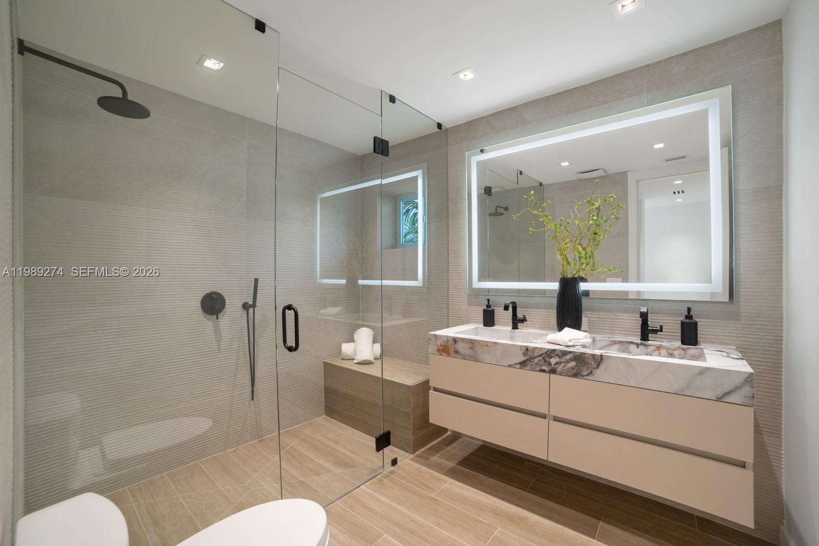 19721 23 Ave, Miami, FL 33180 | Picture 21