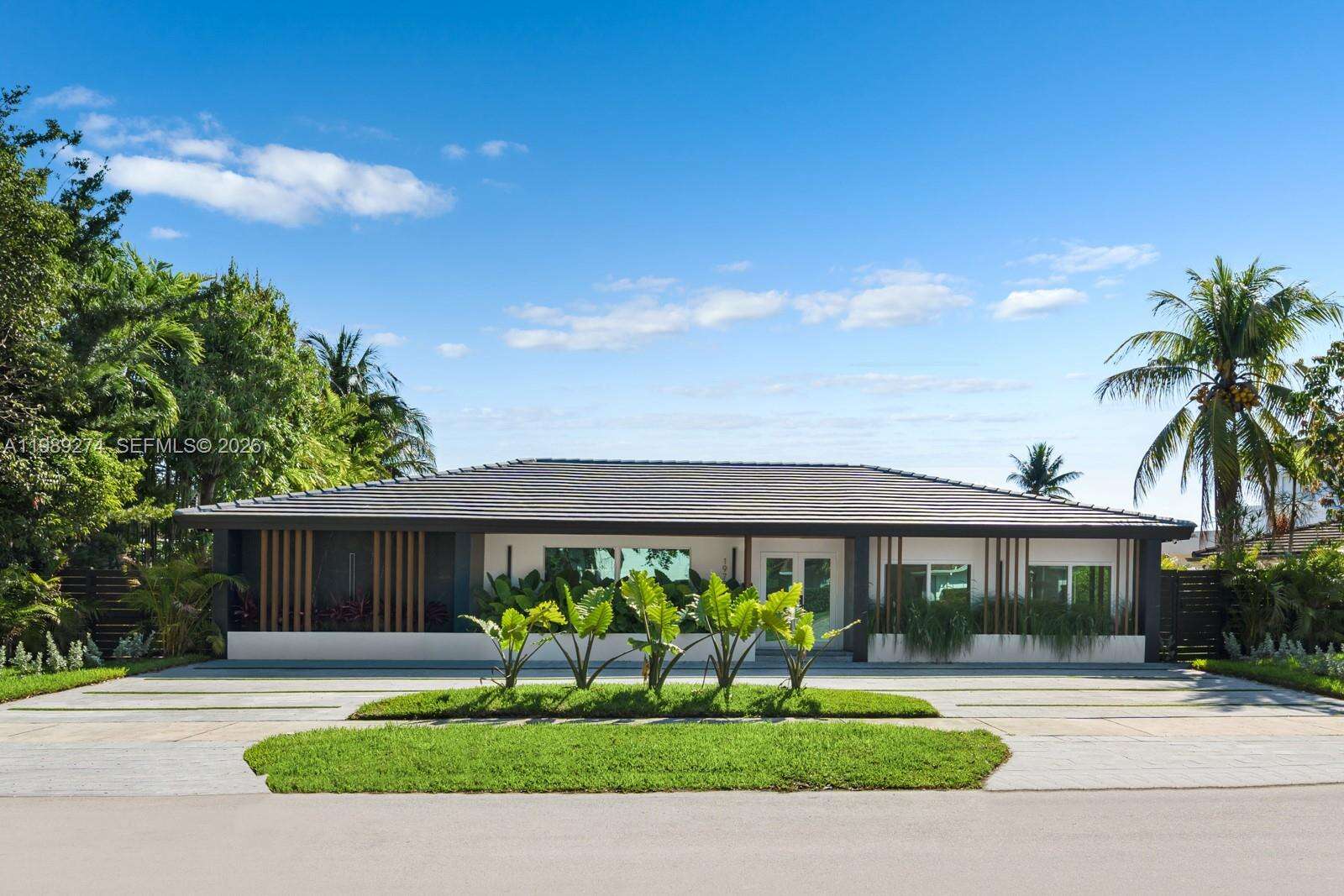 19721 23 Ave, Miami, FL 33180 | Picture 45