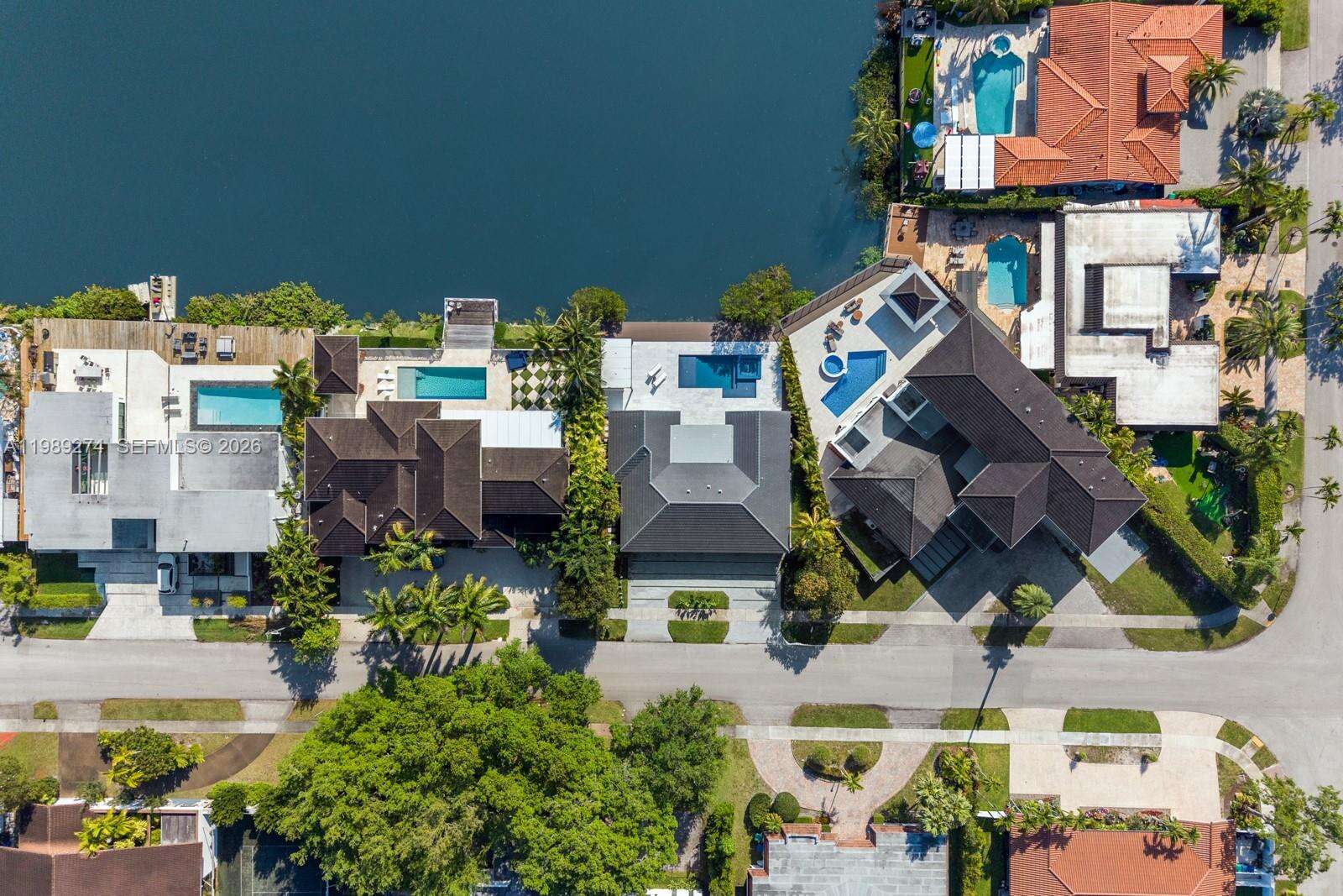 19721 23 Ave, Miami, FL 33180 | Picture 47