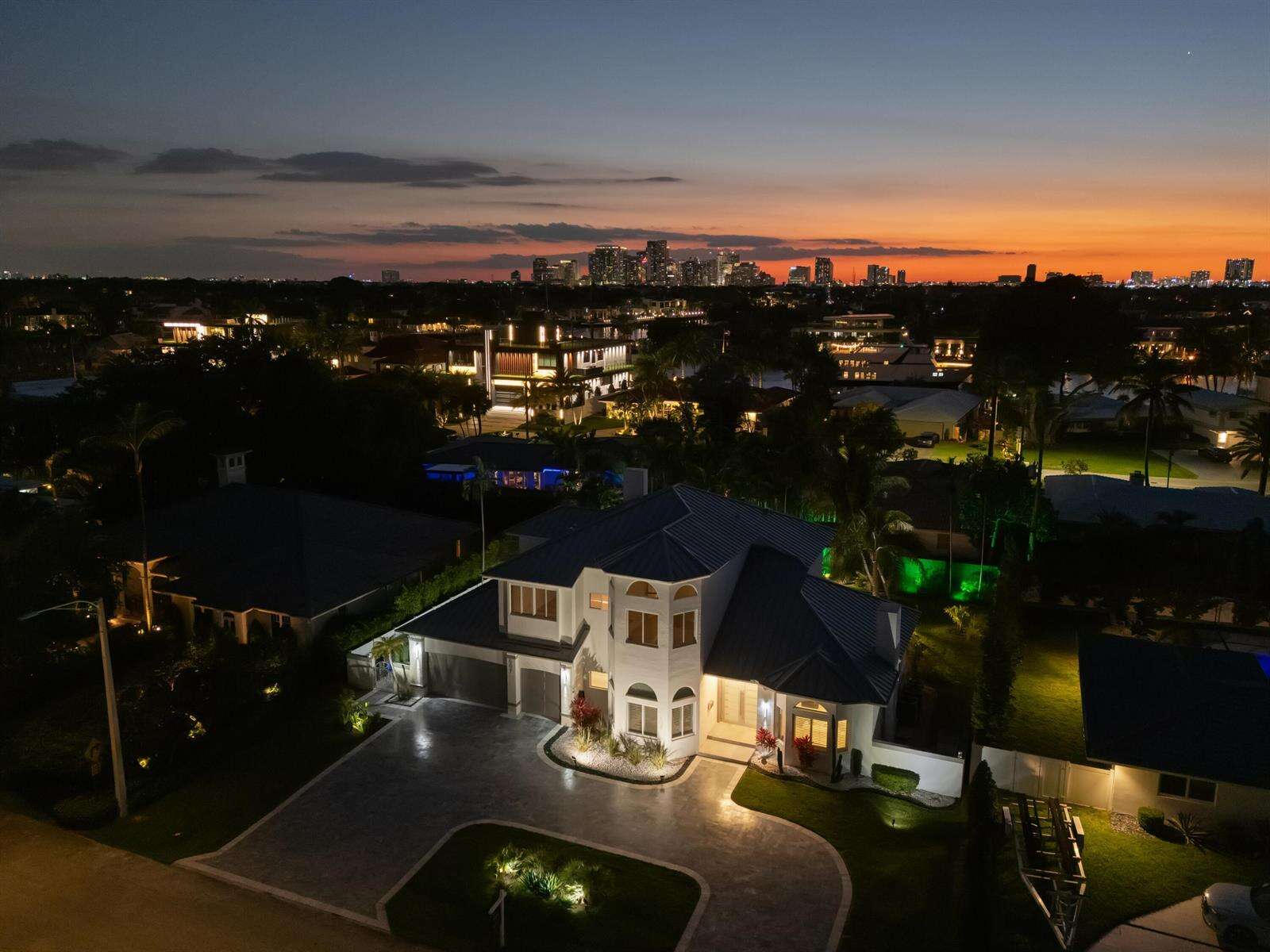 607 Intracoastal, Fort Lauderdale, FL 33304 - For Sale photo 19