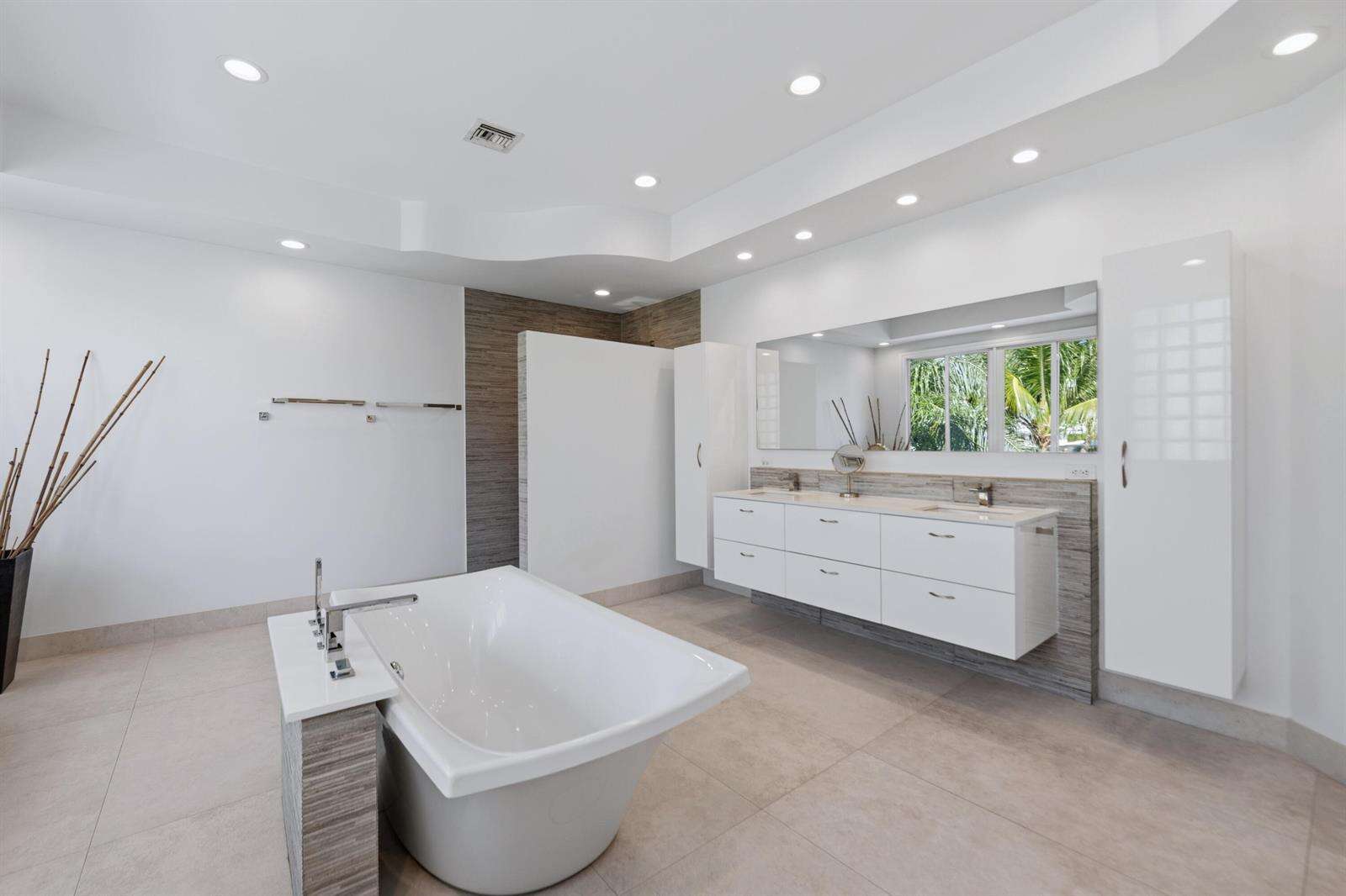 607 Intracoastal, Fort Lauderdale, FL 33304 - For Sale photo 25