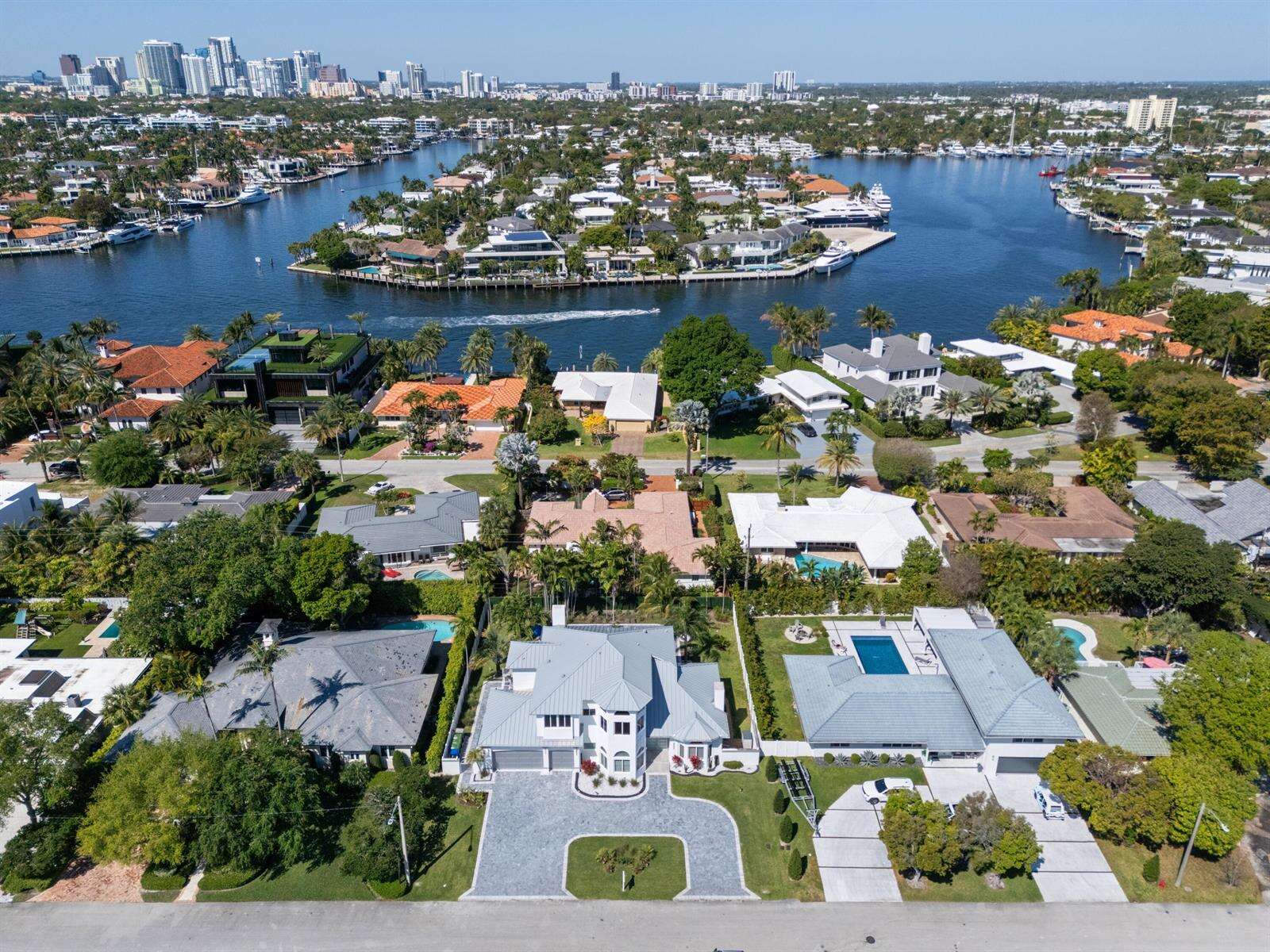 607 Intracoastal, Fort Lauderdale, FL 33304 - For Sale photo 5